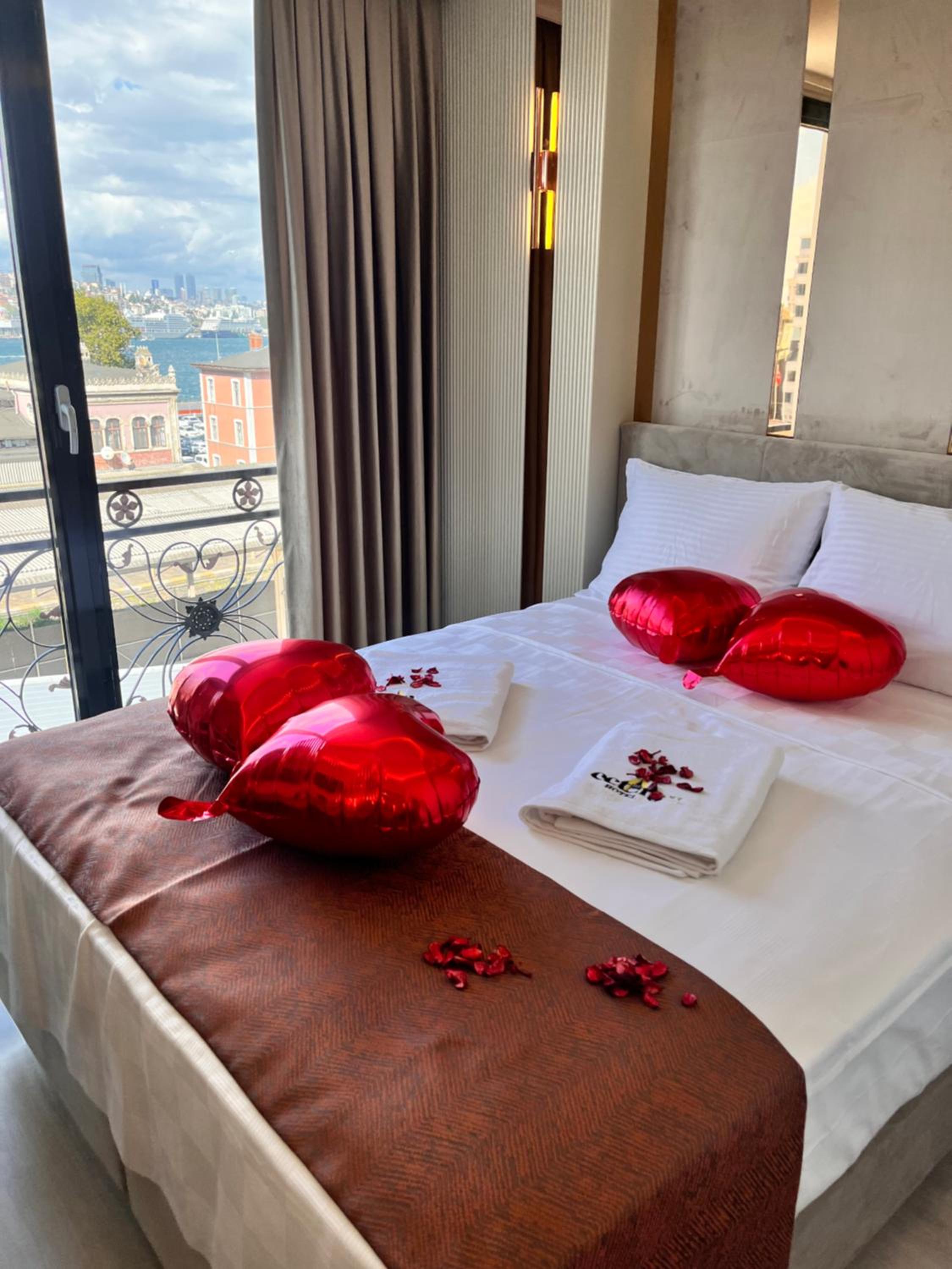 Deluxe Double Room with Sea View photo 2