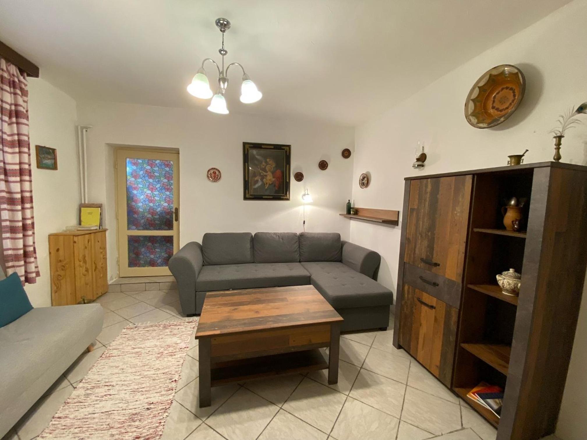 Two-Bedroom House - Photo 32