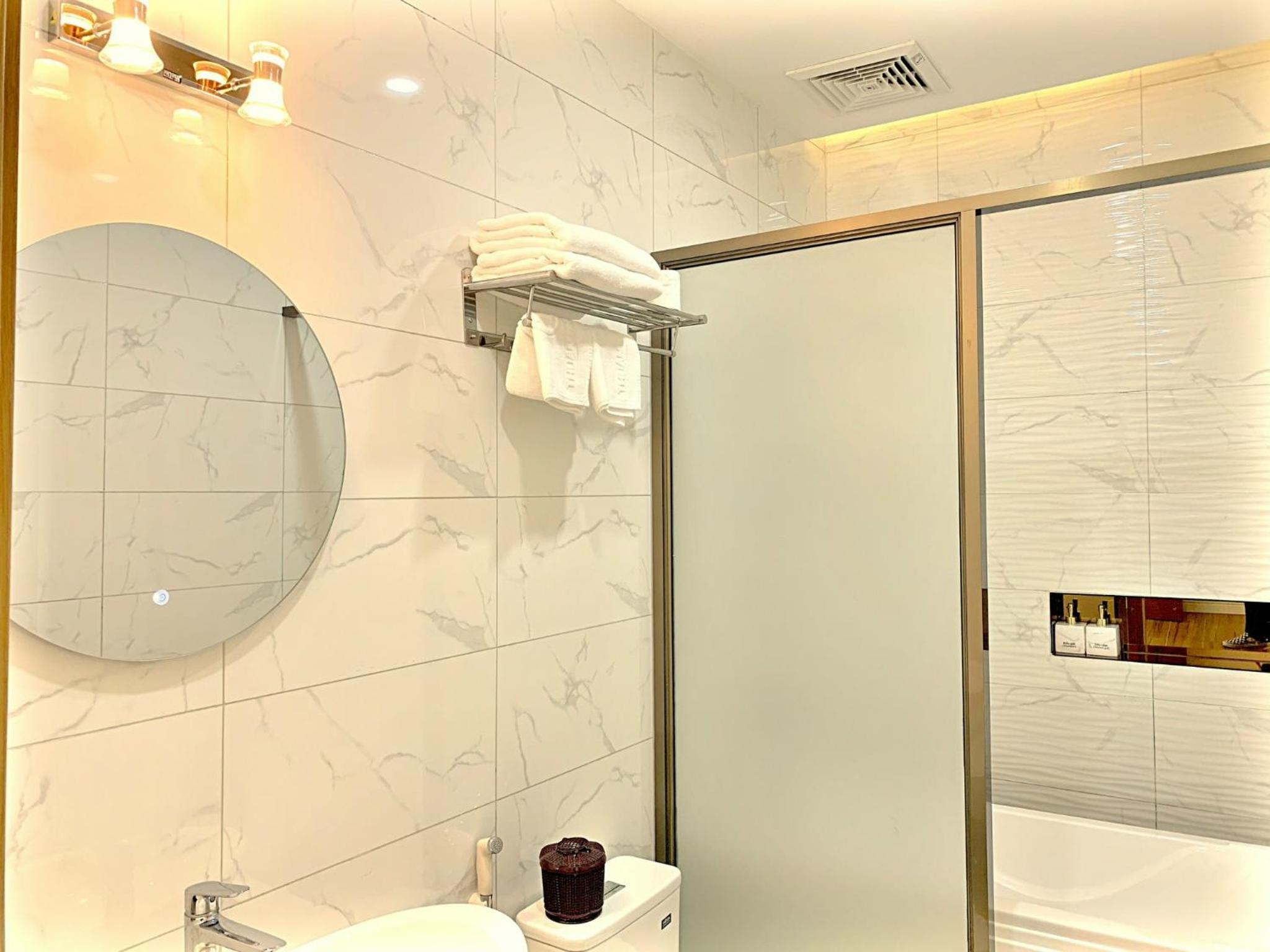 Deluxe Twin Room - Photo 9