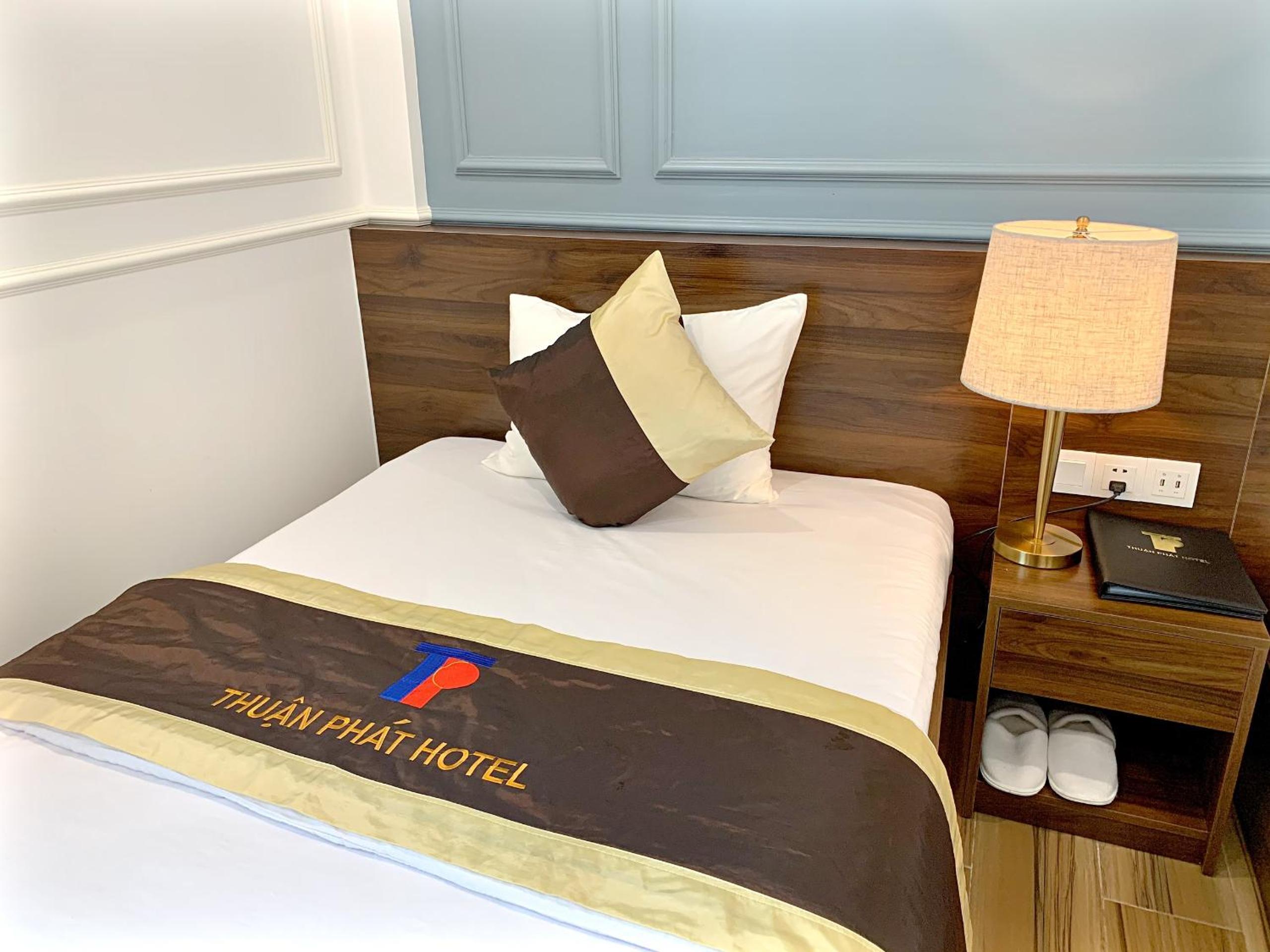 Deluxe Twin Room - Photo 11