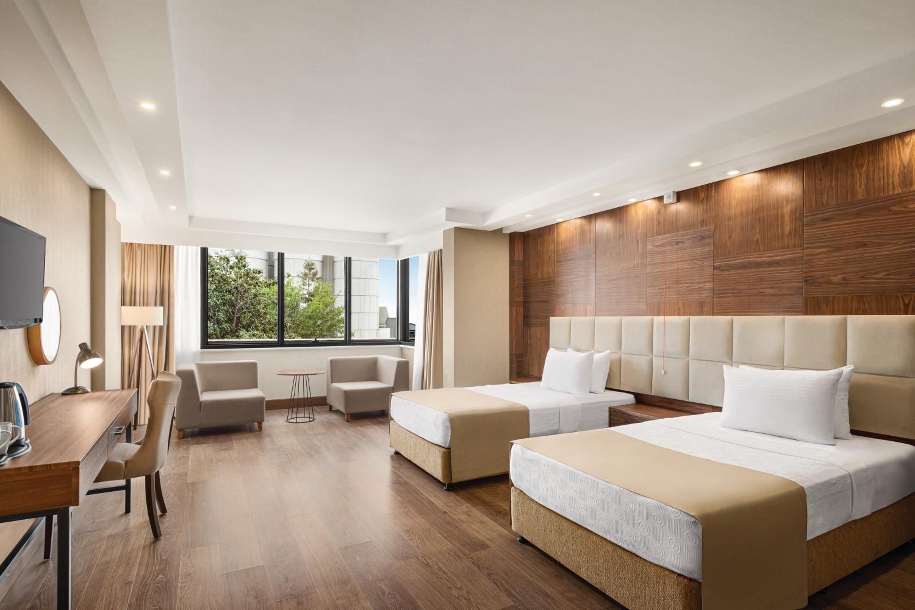 Deluxe Twin Room - Photo 1