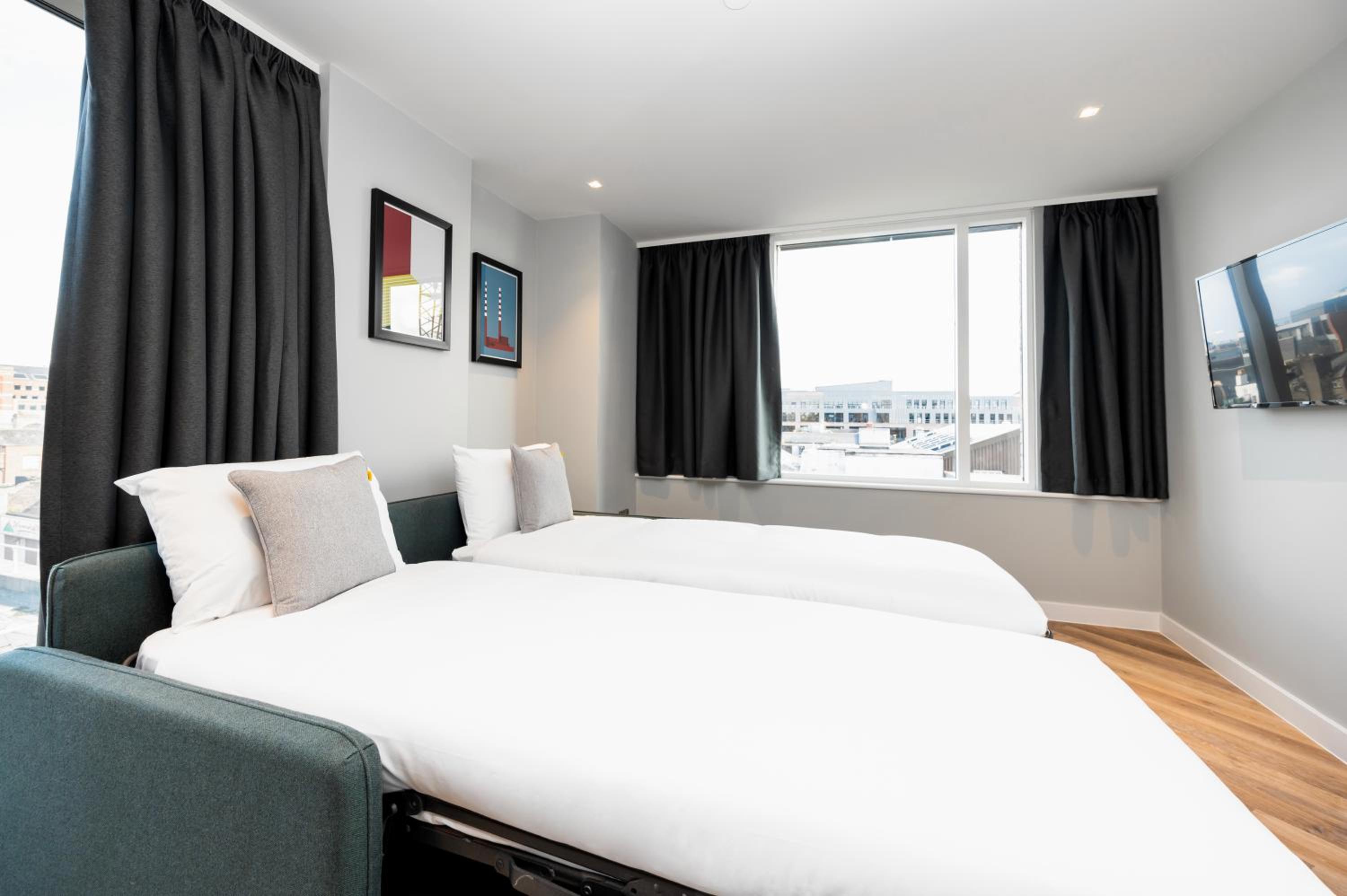 One-Bedroom Apartment thumbnail 5
