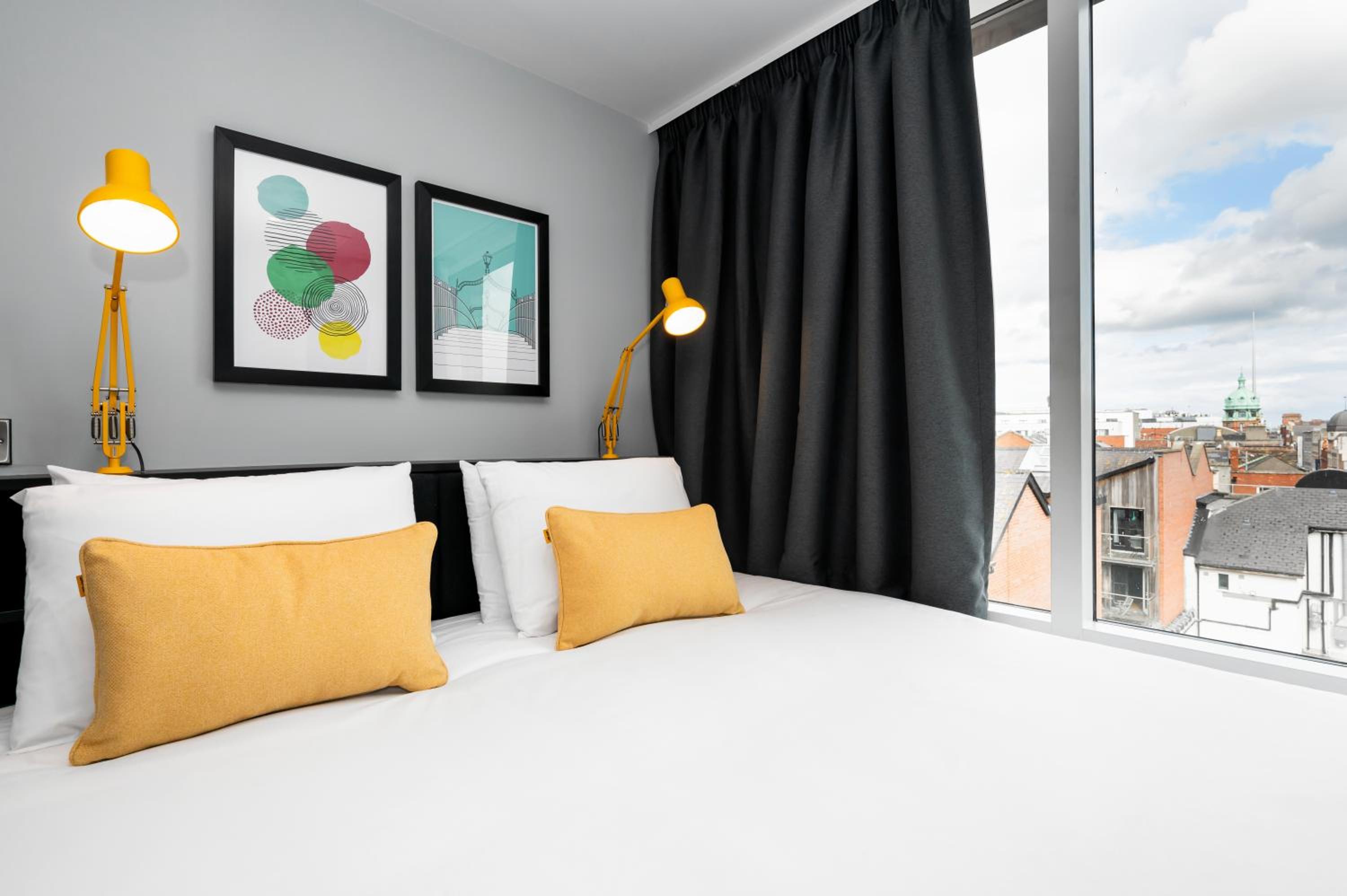 One-Bedroom Apartment thumbnail 5