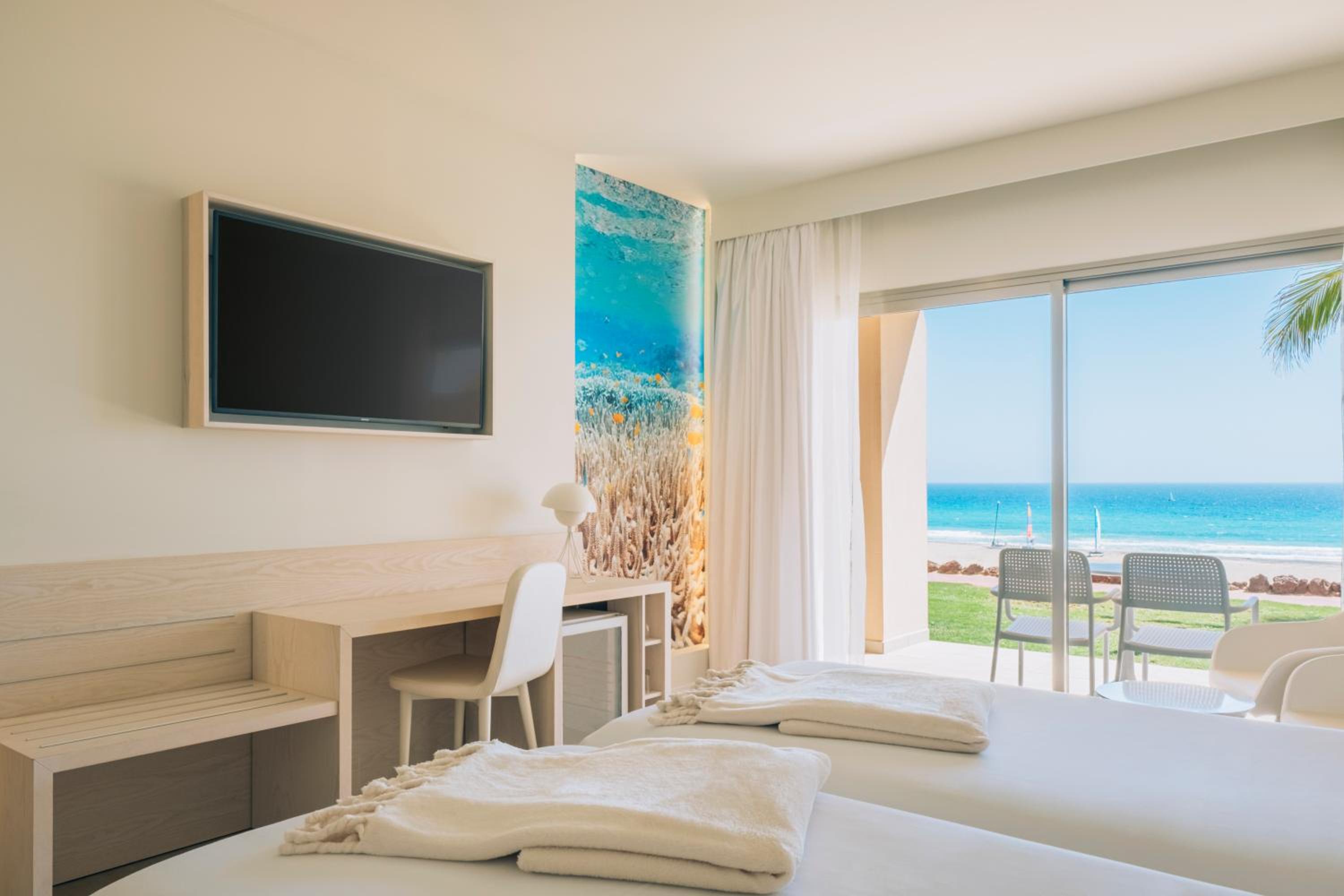 Habitación Doble con Vista al Mar