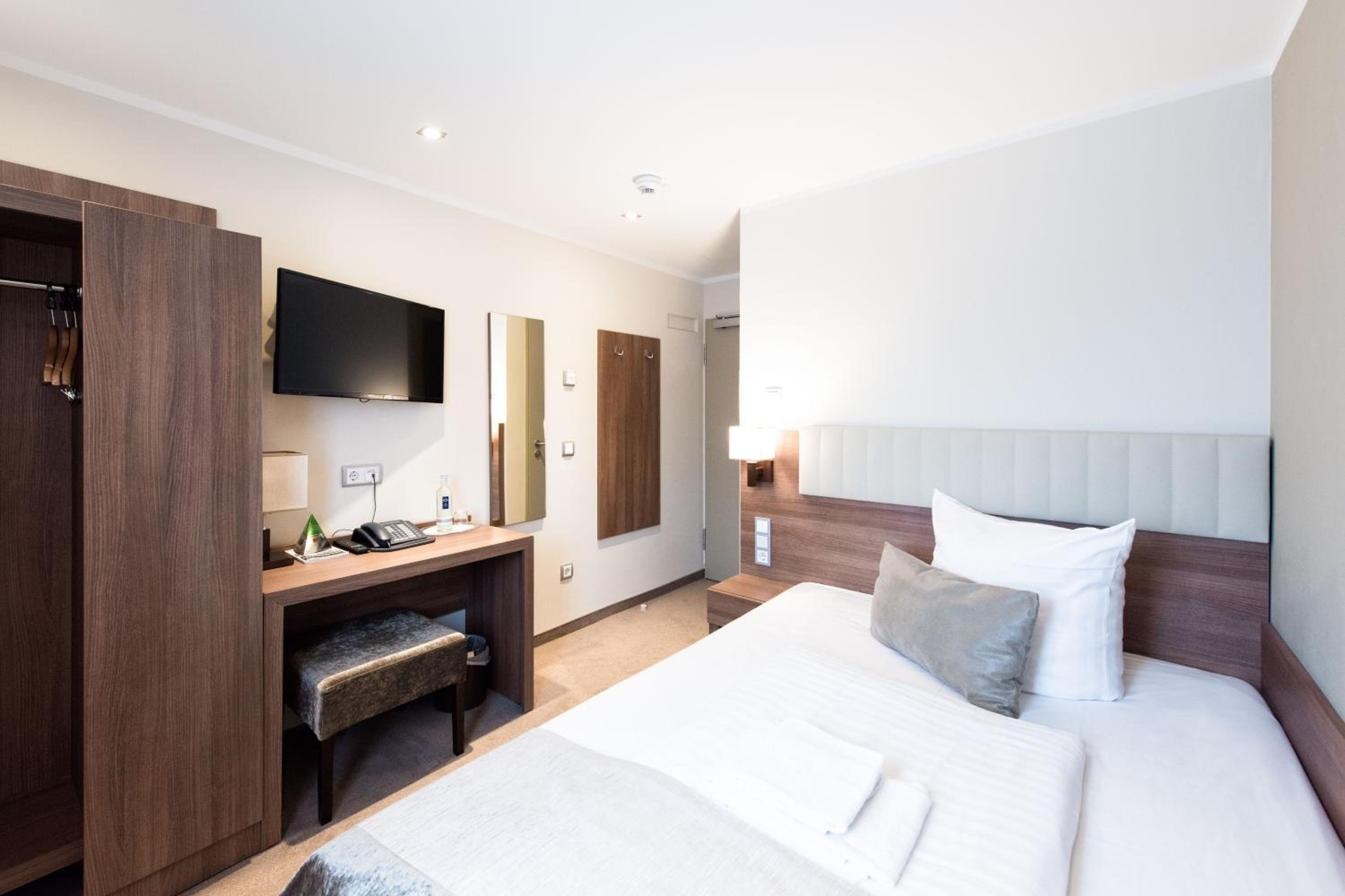 Comfort Single Room
