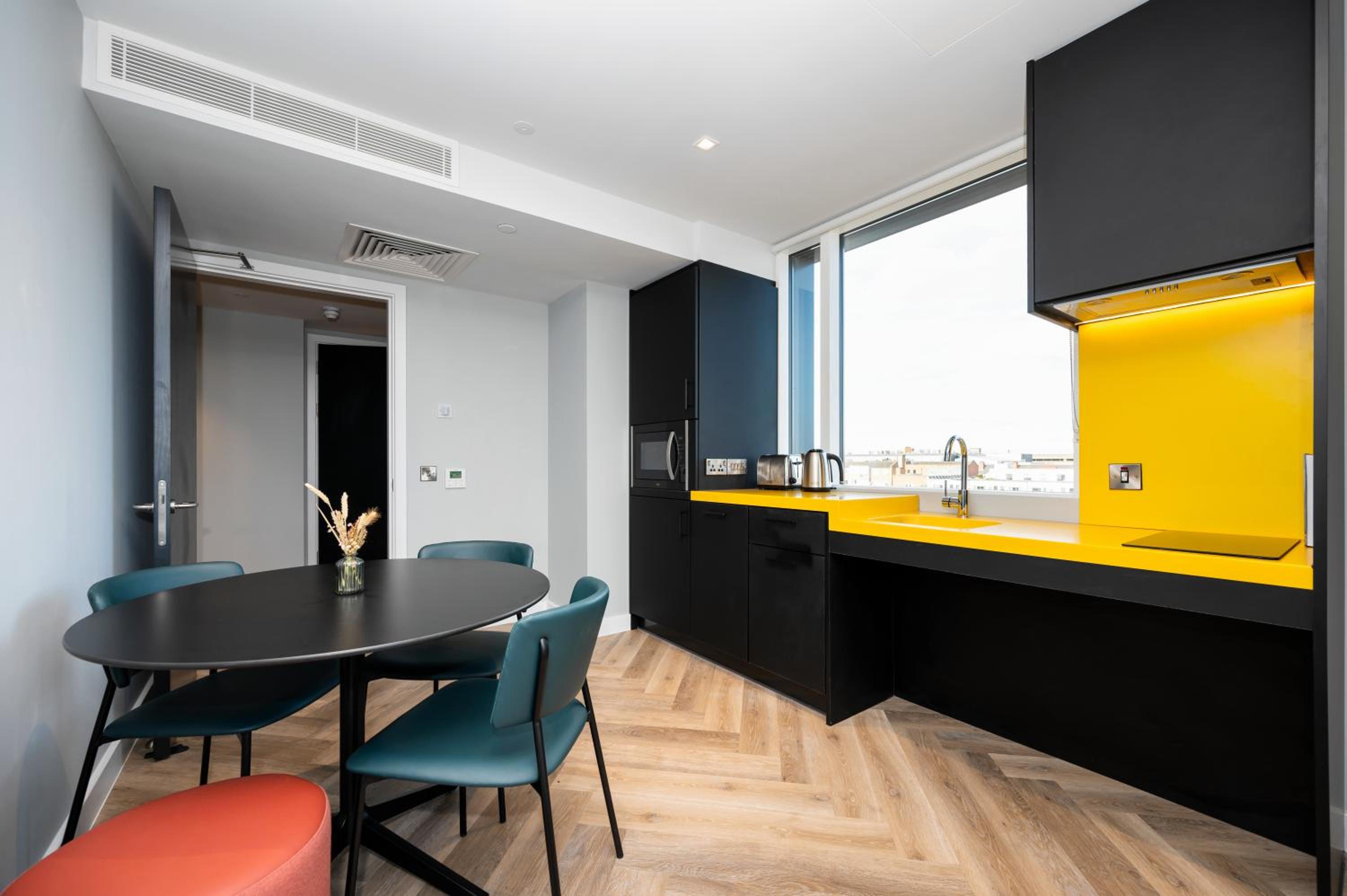 Modern kitchen for unforgettable culinary experiences!