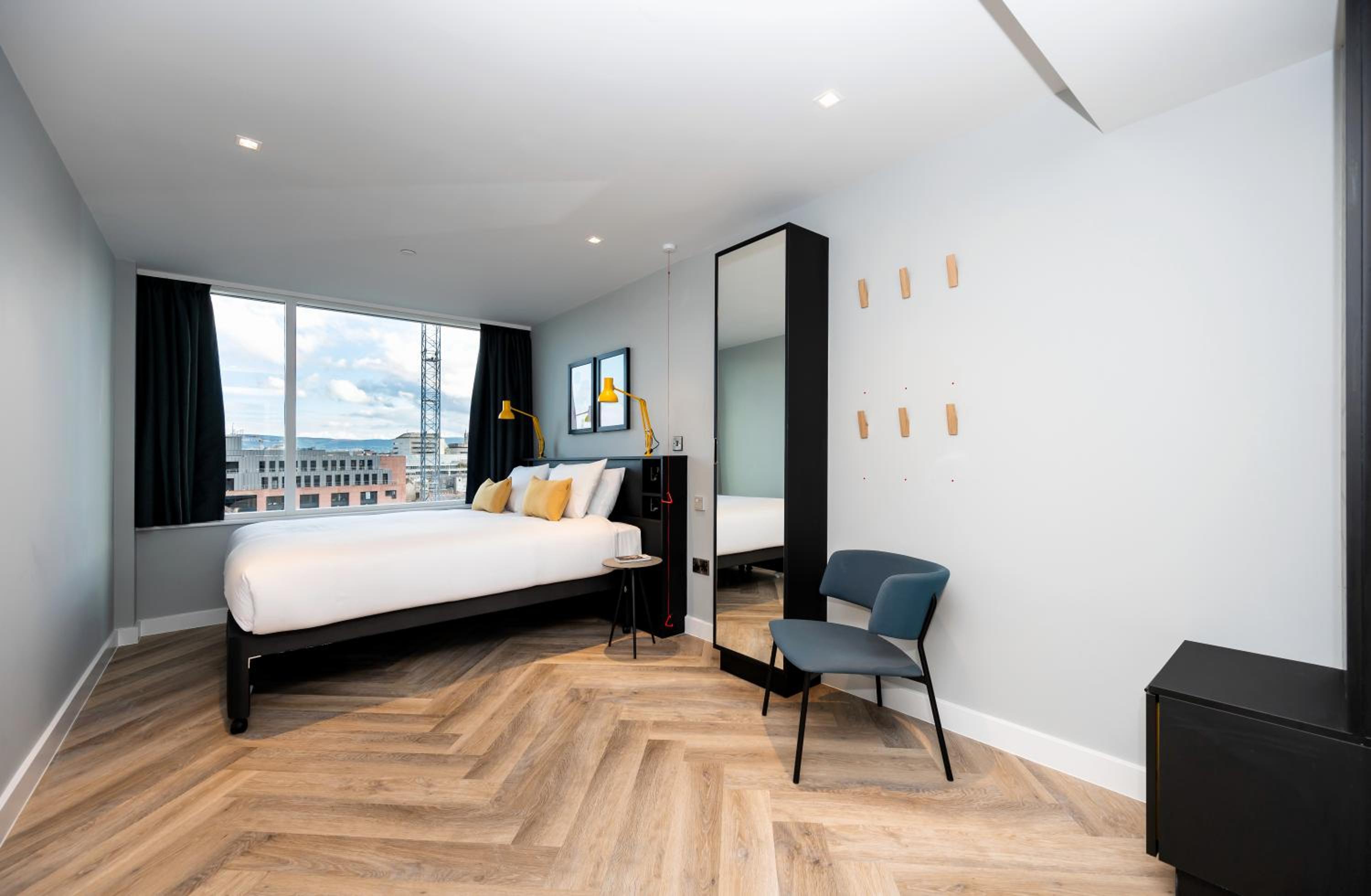 Relax in style with our modern hotel rooms!