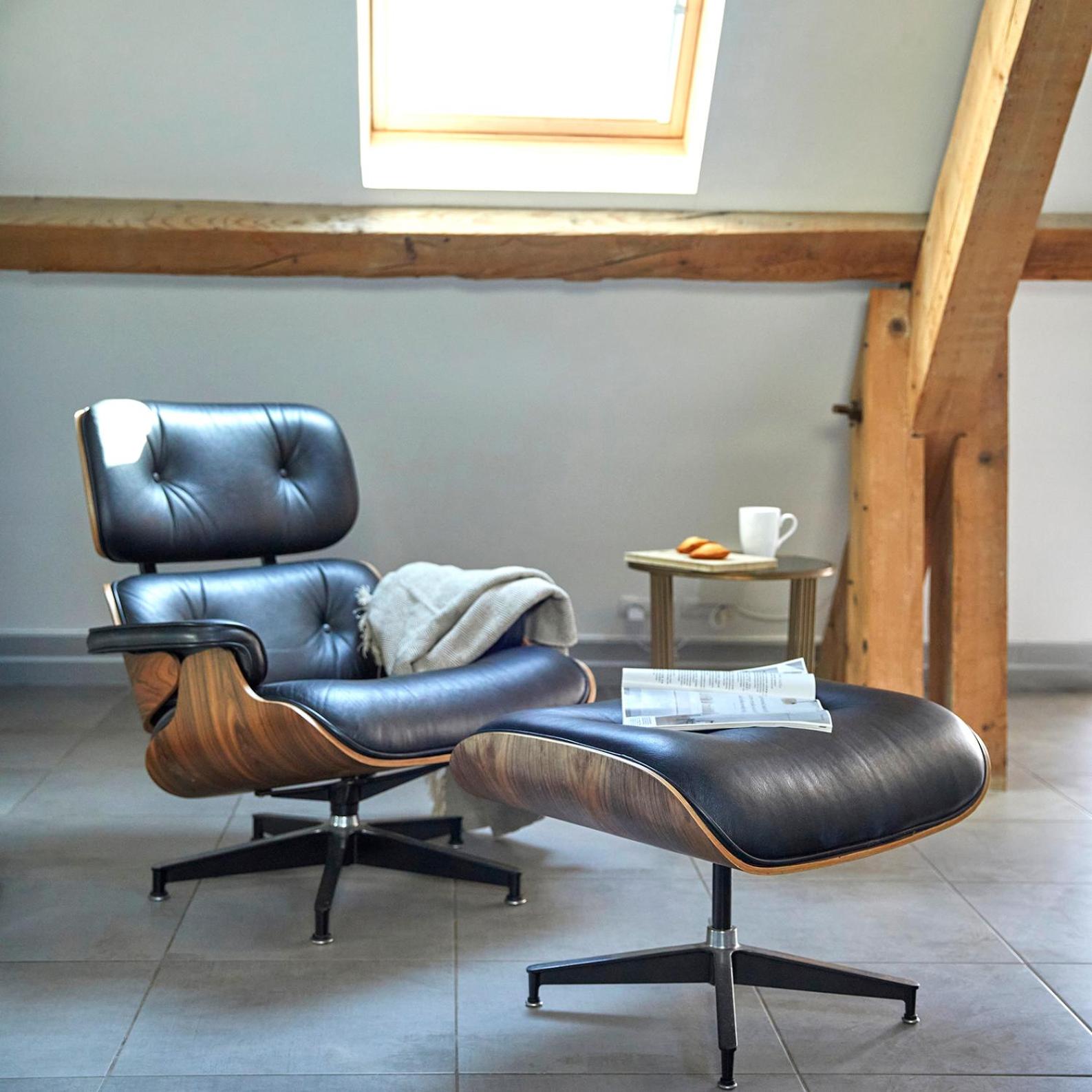 Two-Bedroom Apartment - Photo 2