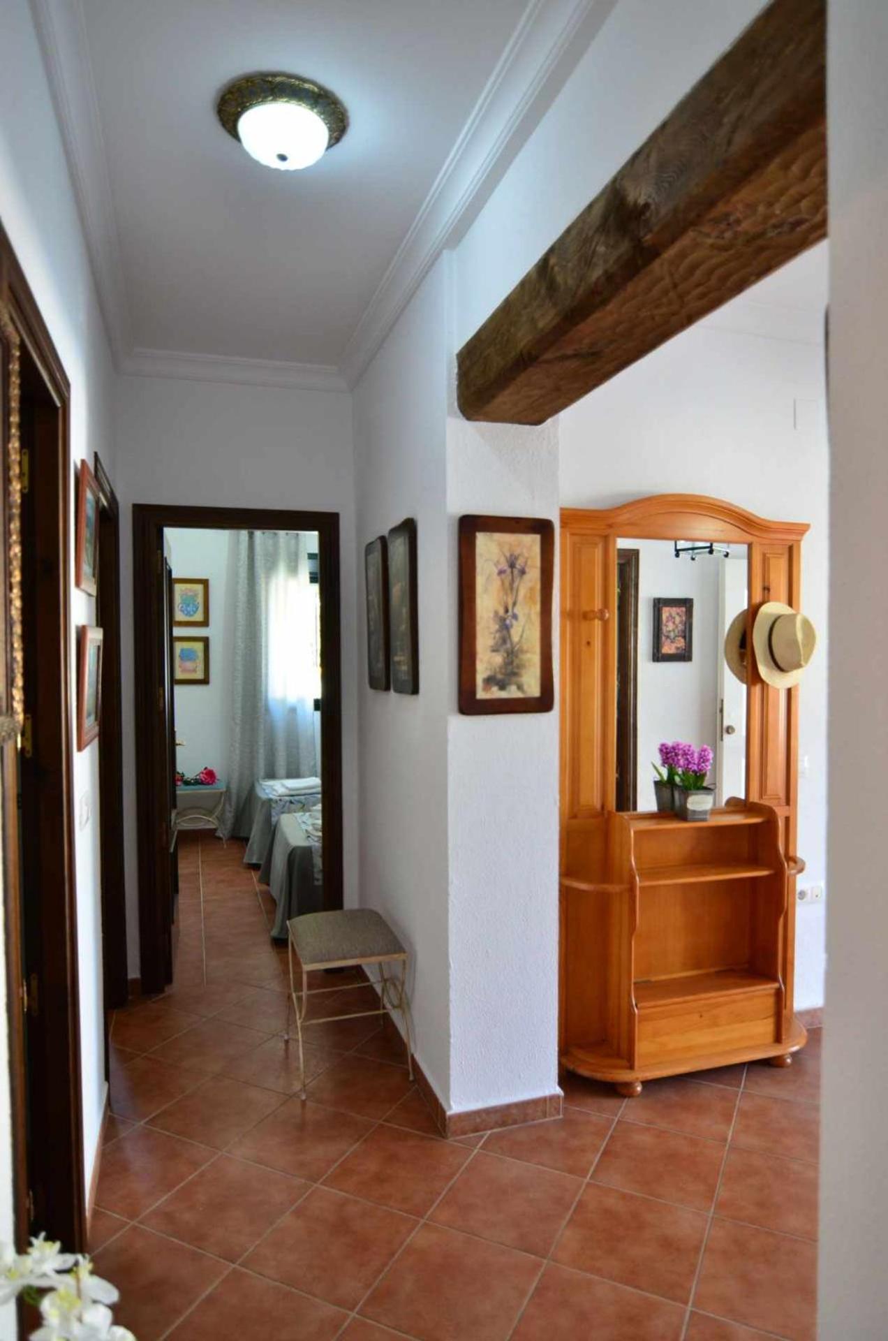 One-Bedroom House photo 3