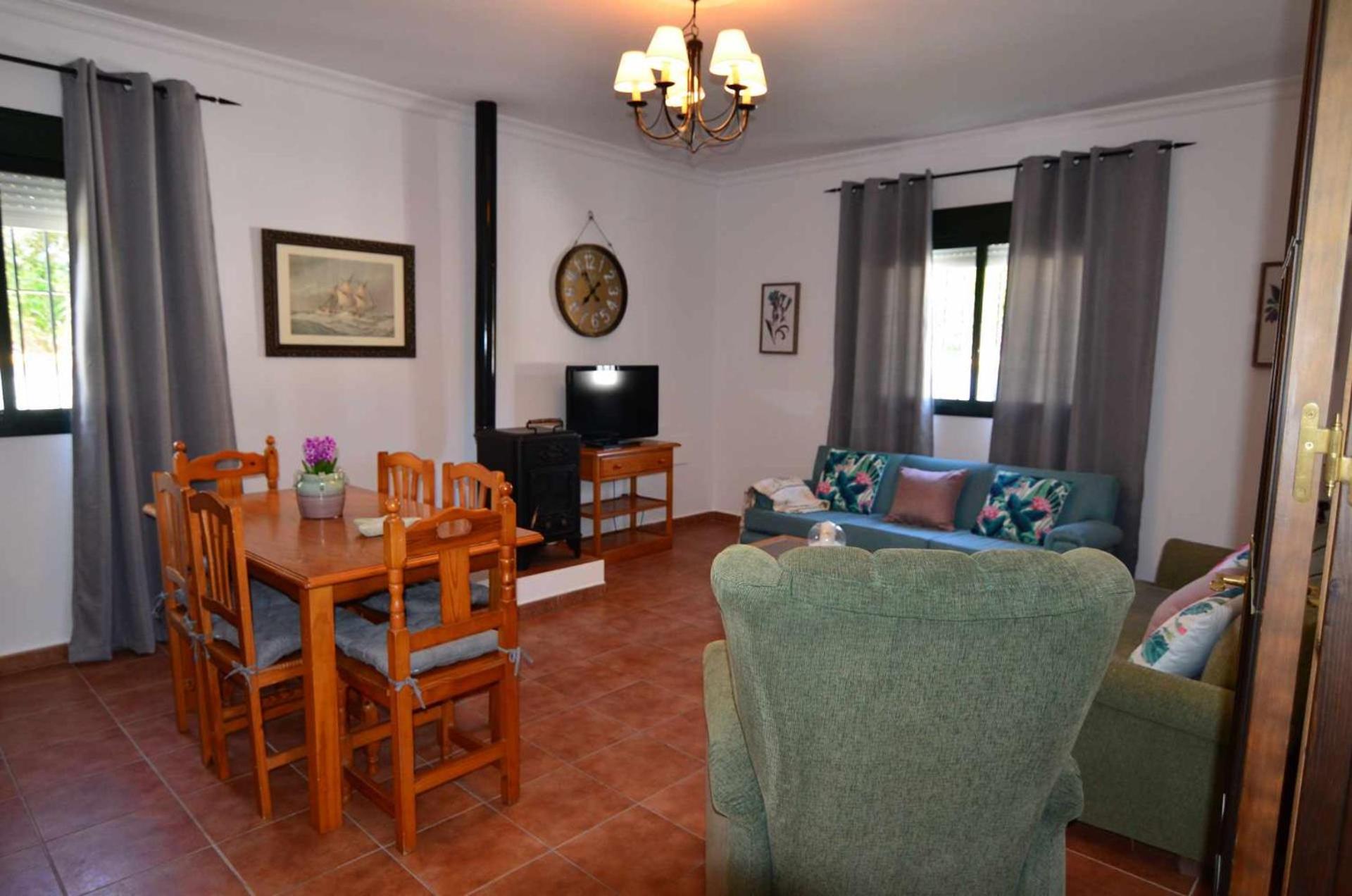 One-Bedroom House photo 2