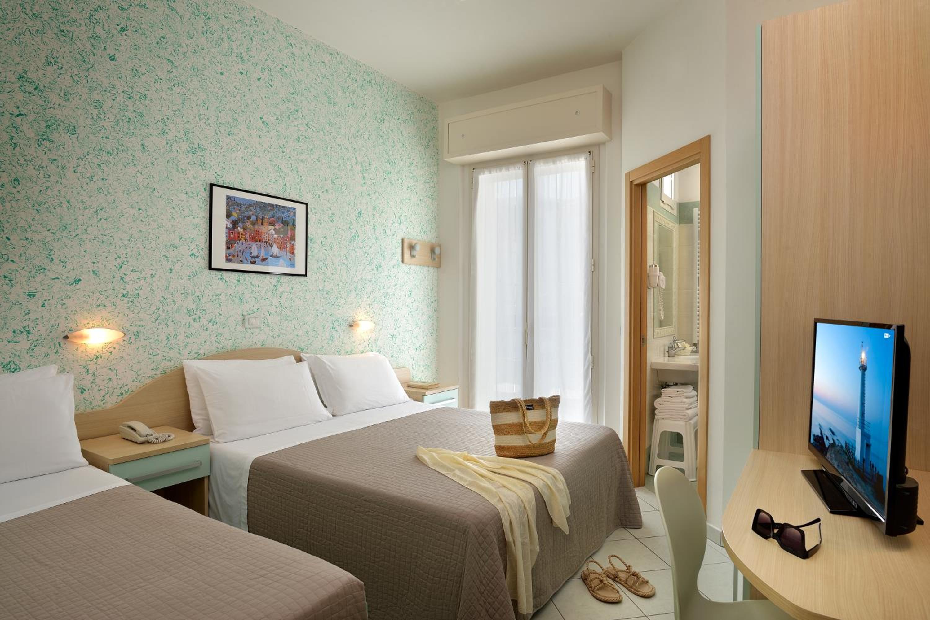 Triple Room photo 2