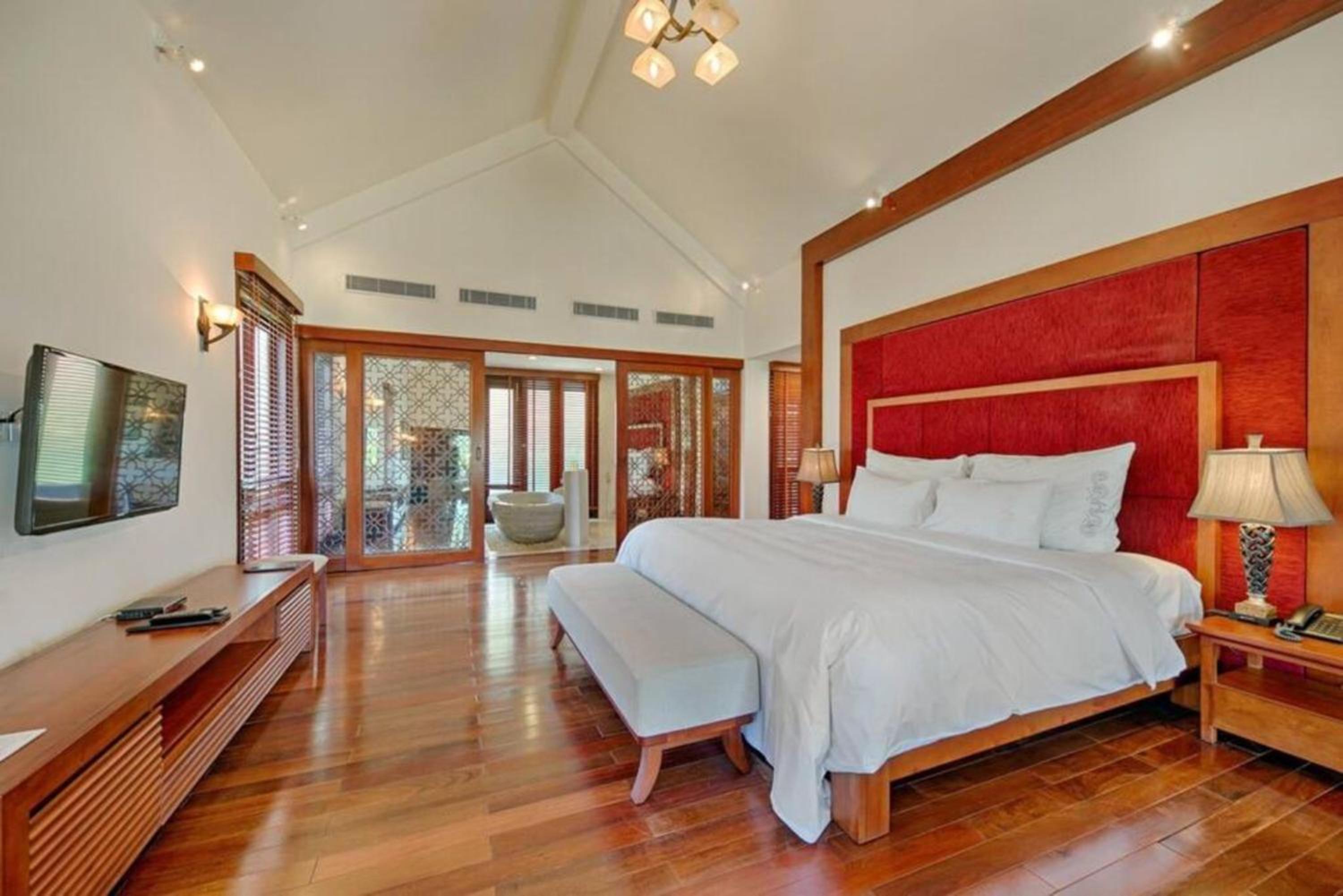 Luxury Four-Bedroom Villa with Beach Front