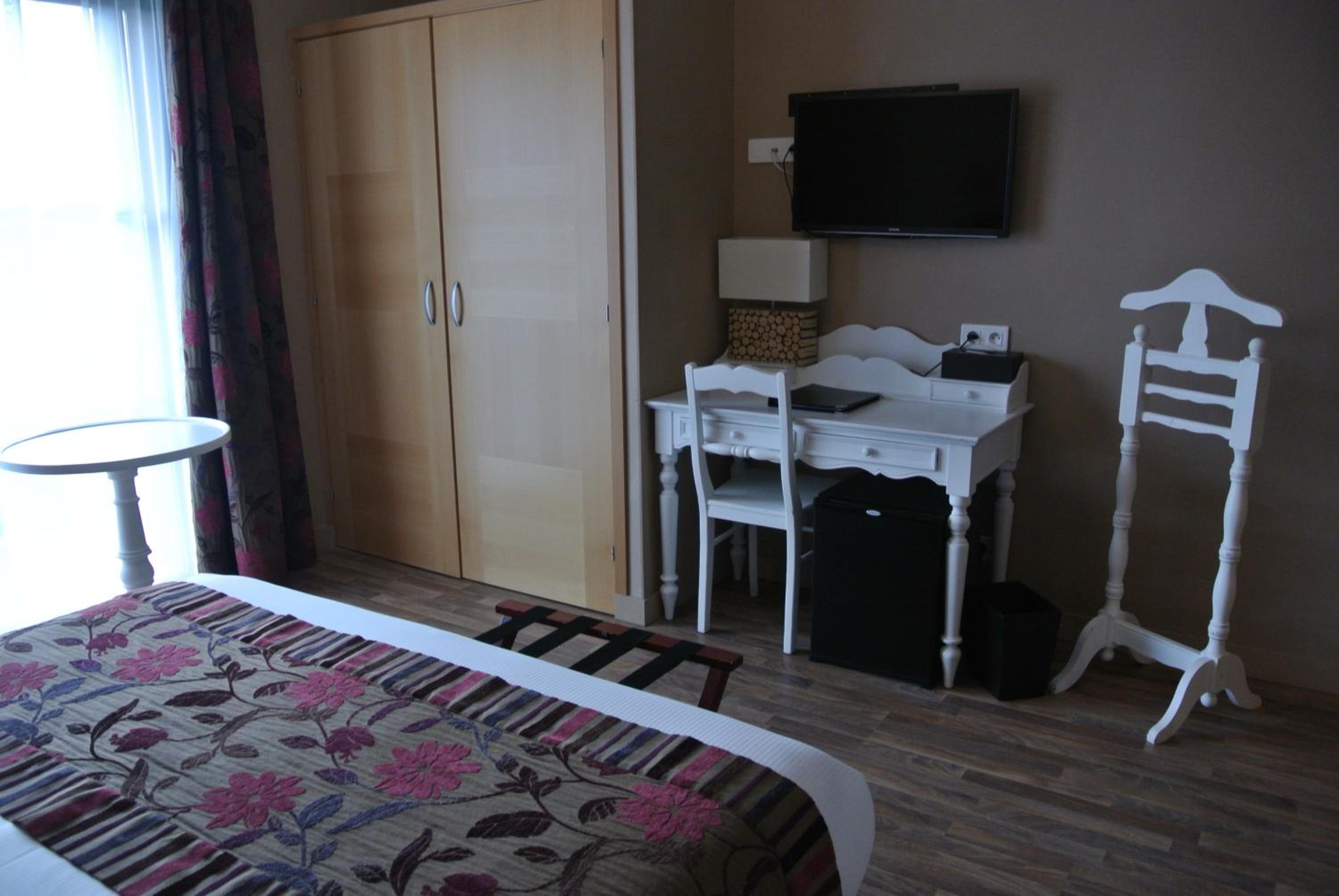 Double Room with Balcony photo 3