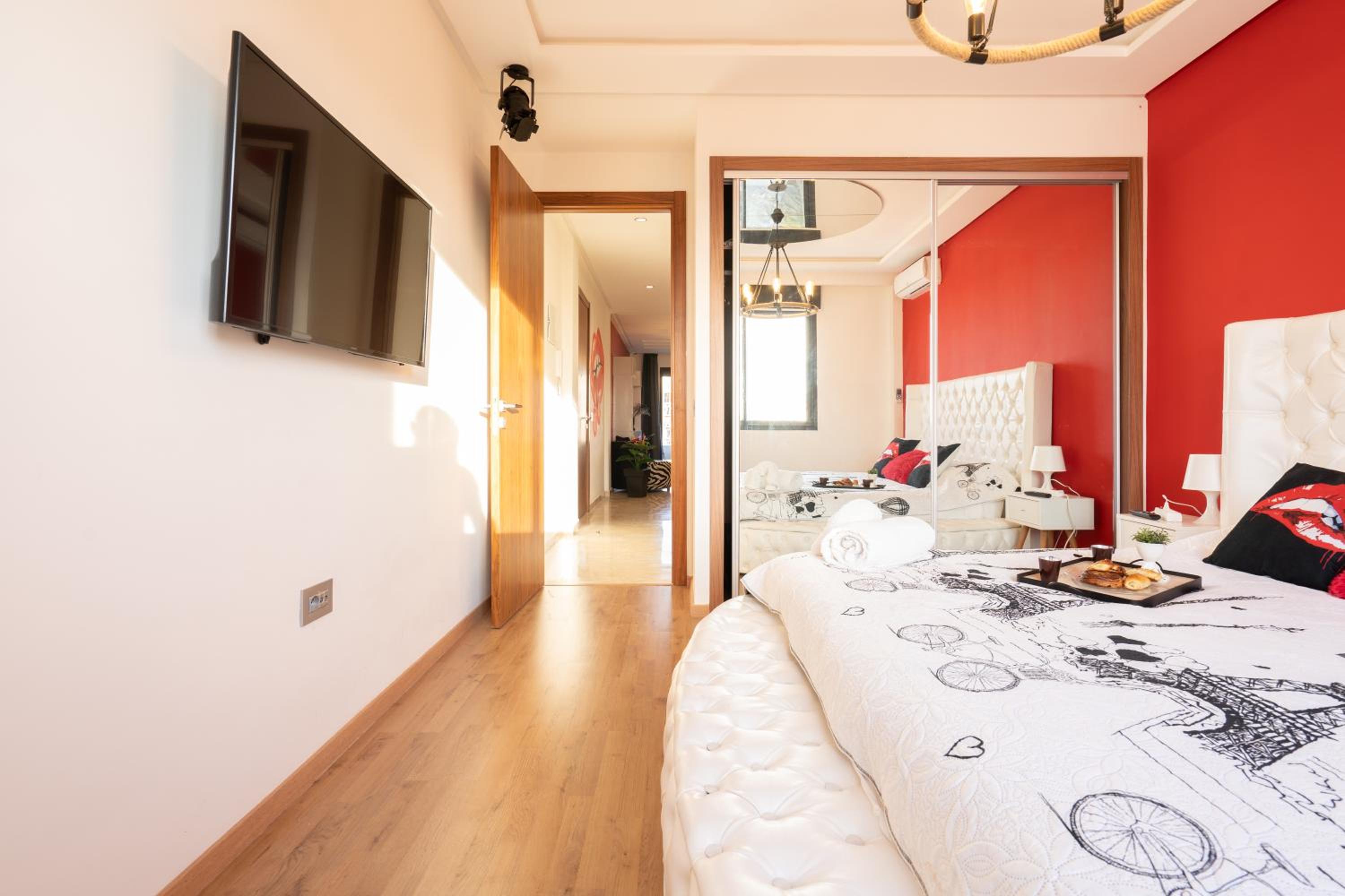 One-Bedroom Apartment - Photo 22