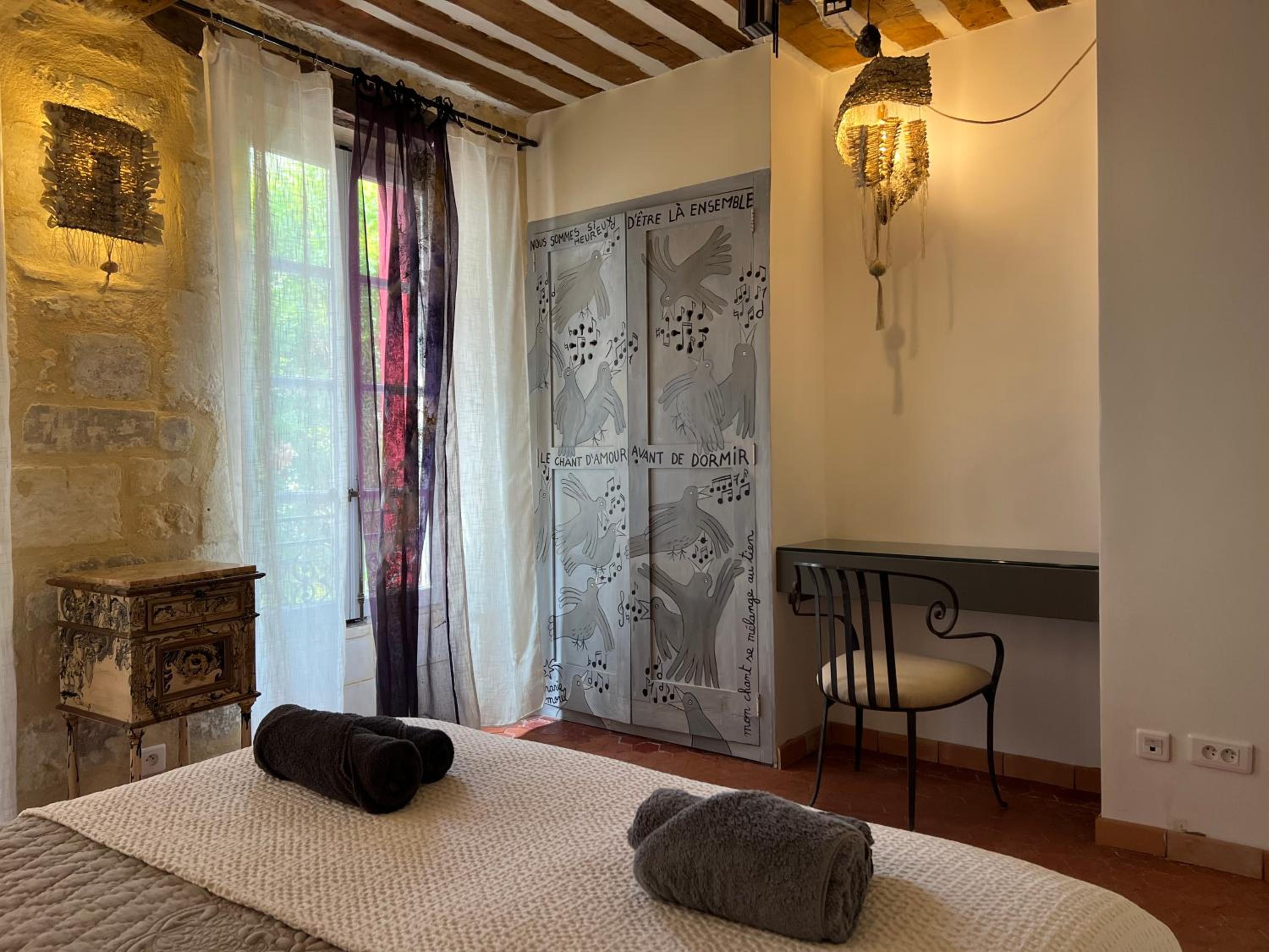 Double Room with Private Bathroom - Photo 16