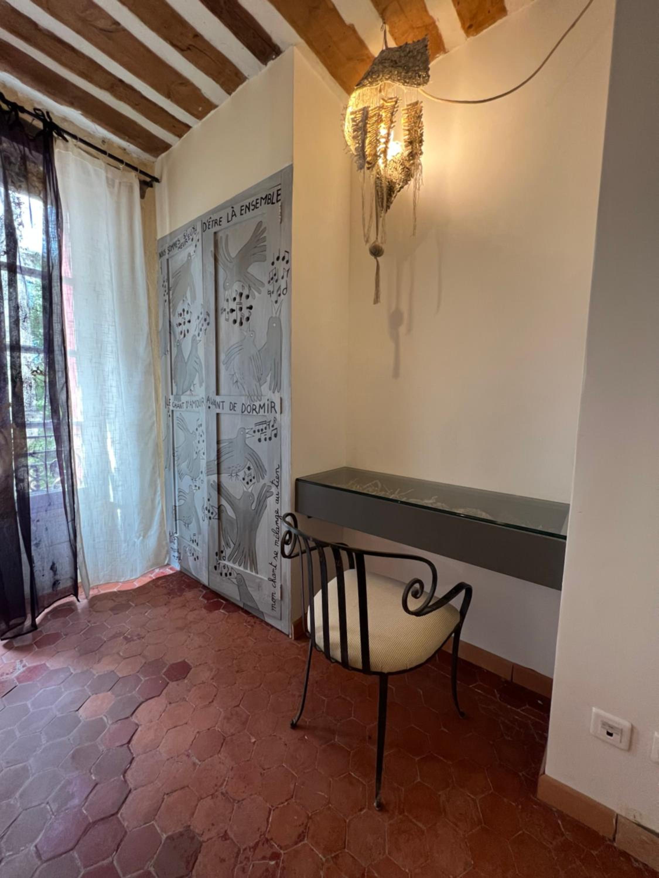 Double Room with Private Bathroom - Photo 10