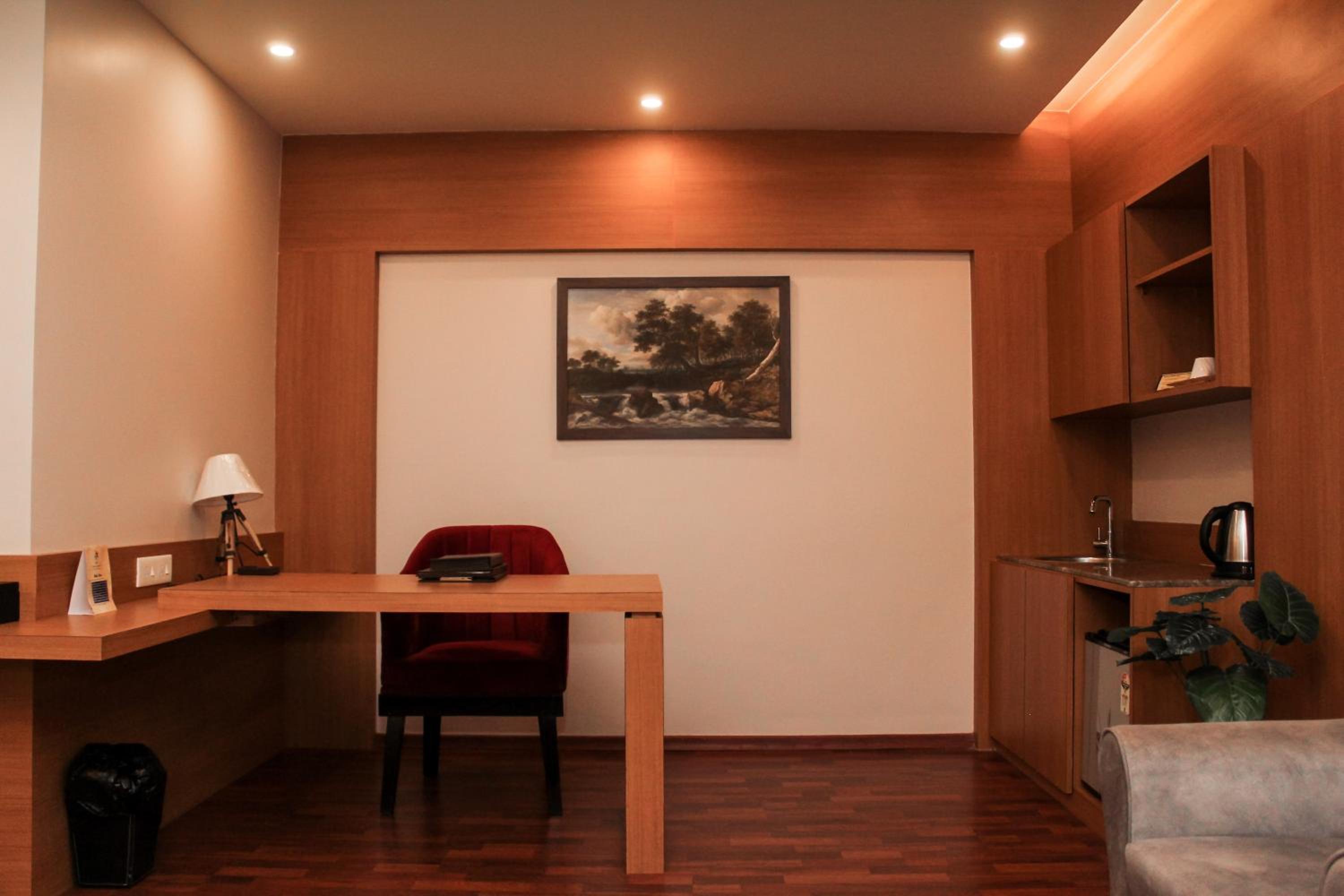 Family Room - Photo 2