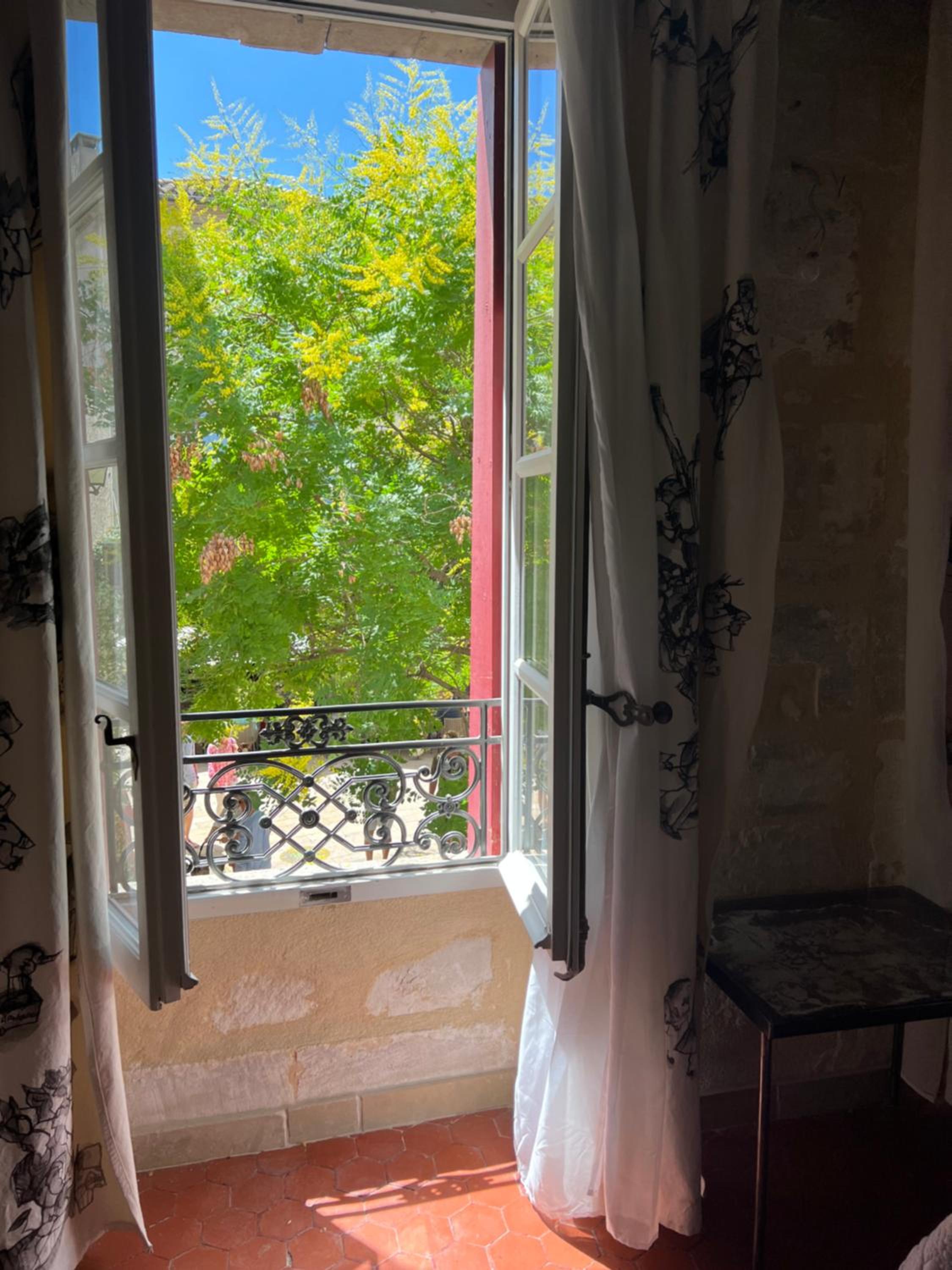 Double Room with Private Bathroom - Photo 4