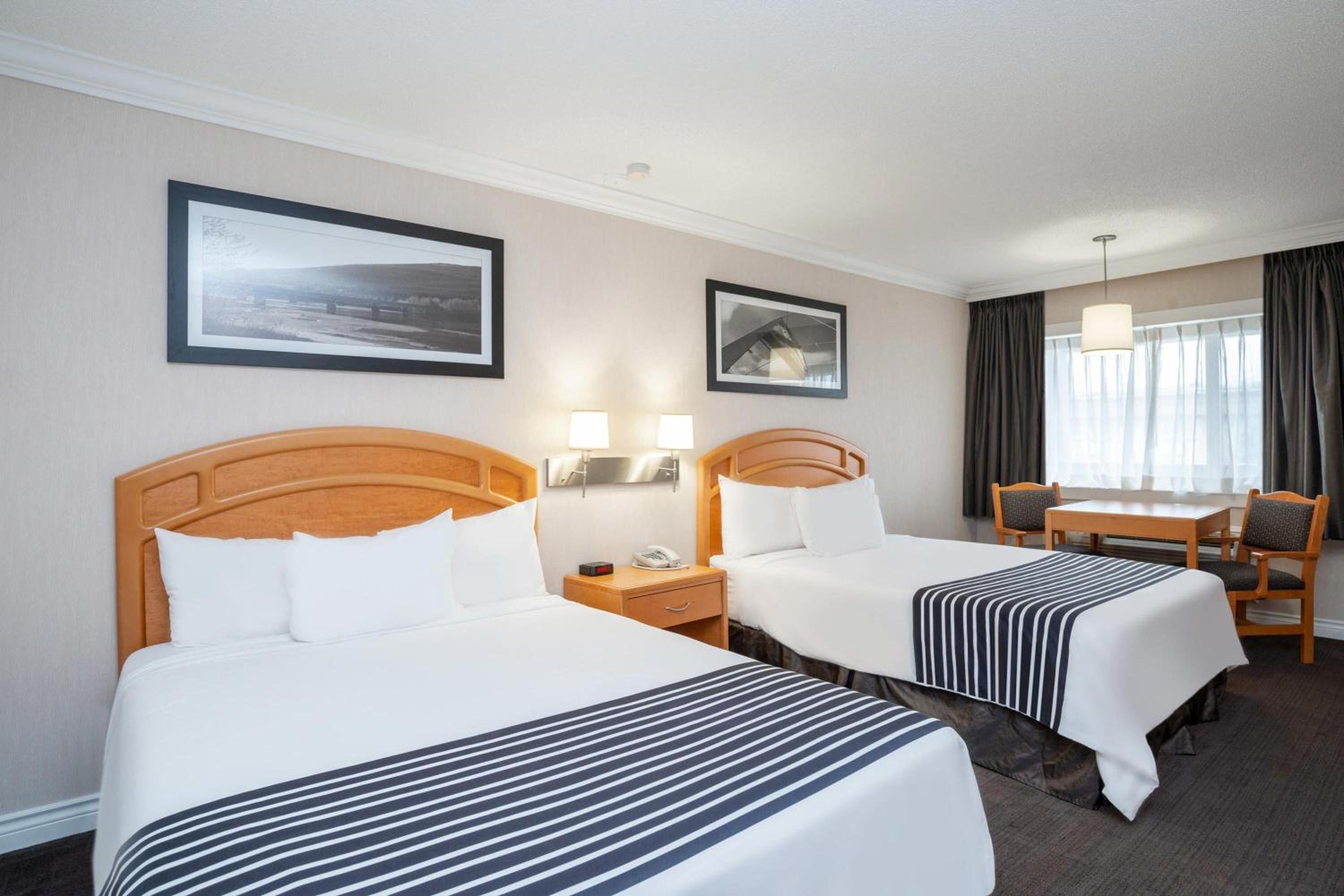 Standard Room, 2 Queen Beds, Monashee Building