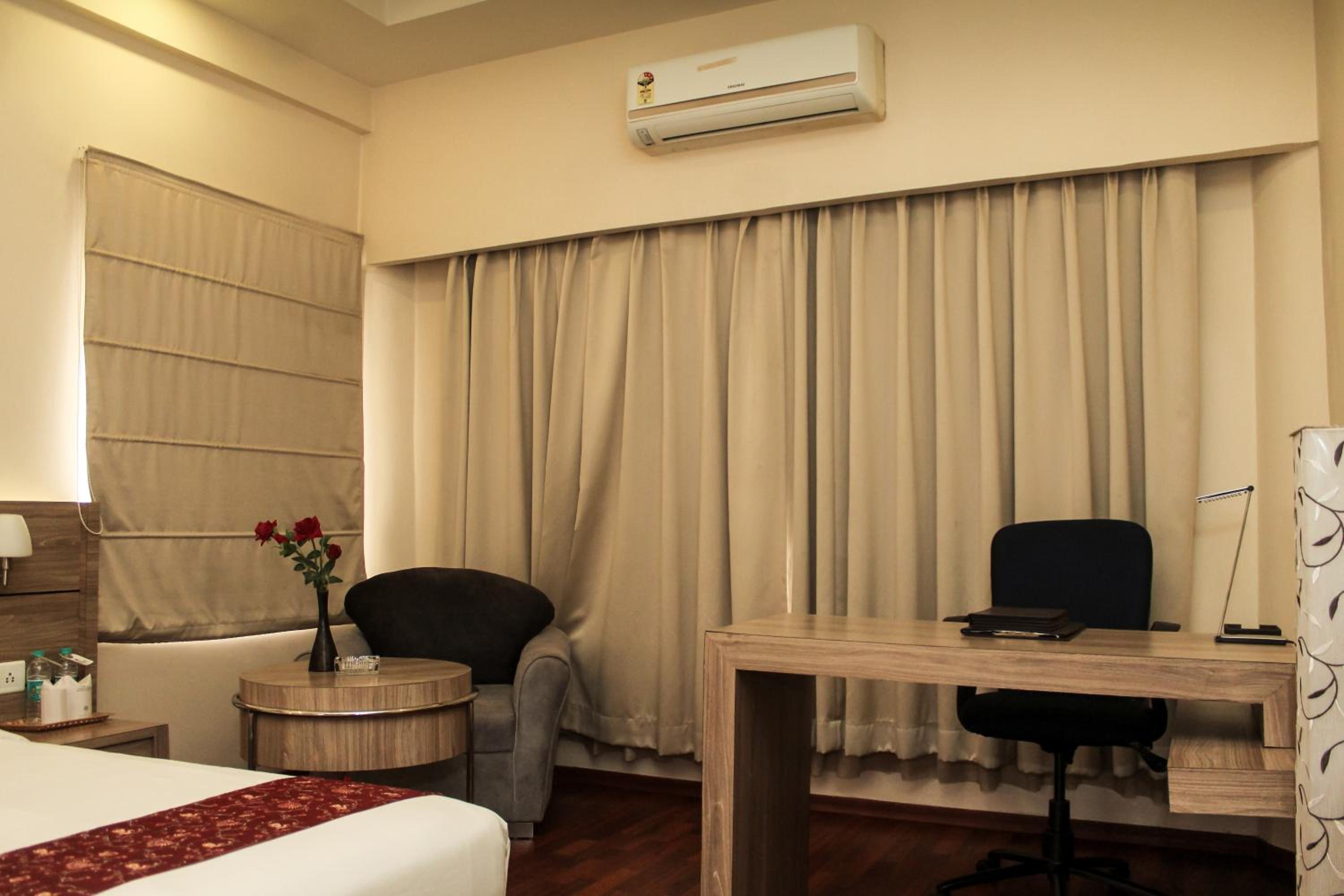 Deluxe Double Room photo 2
