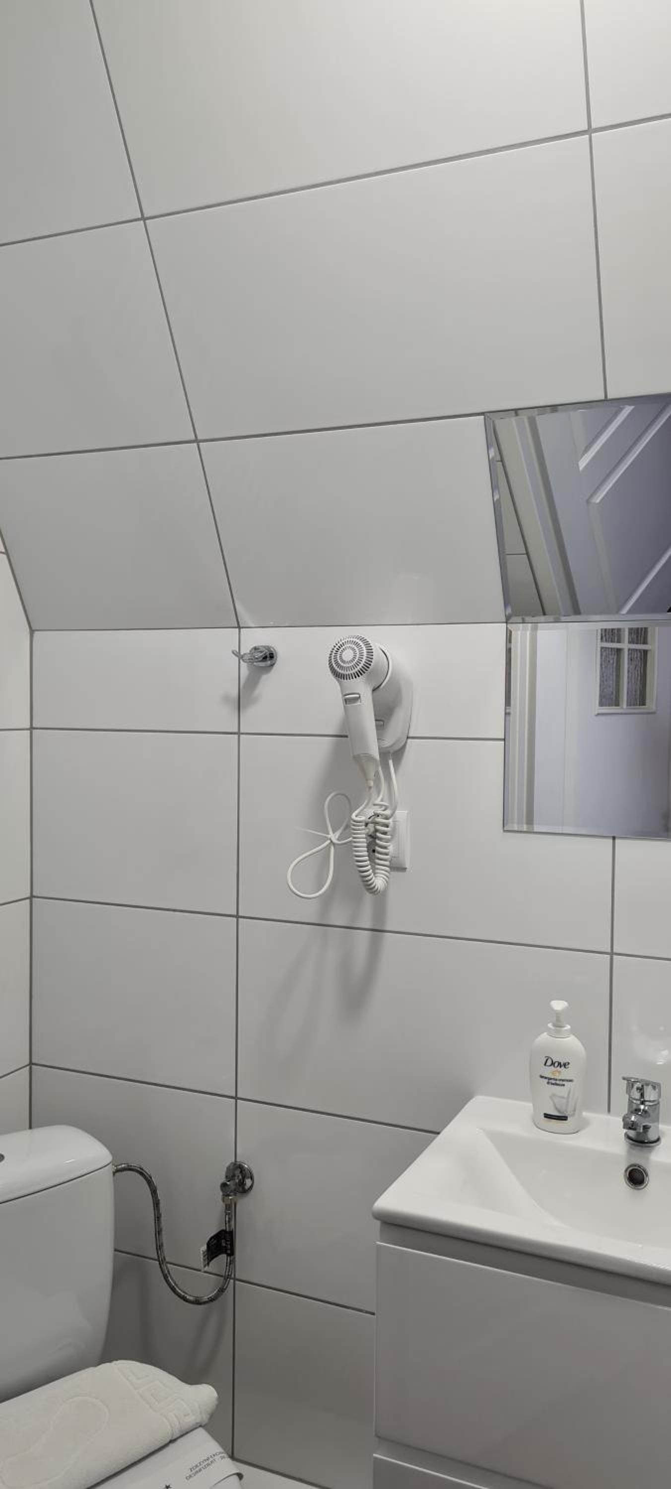 Double Room with Balcony - Photo 14