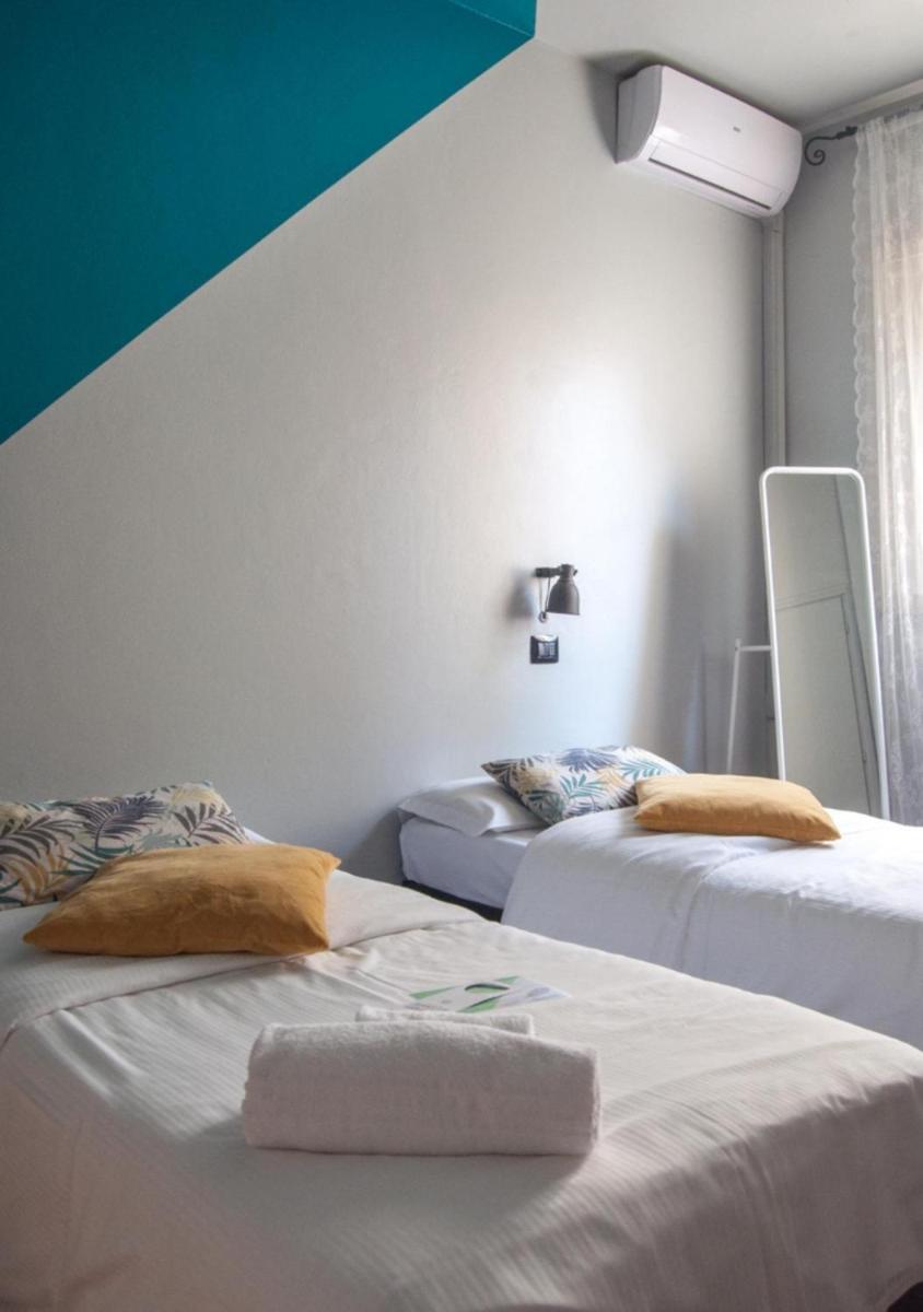 Double or Twin Room with Private Bathroom photo 3