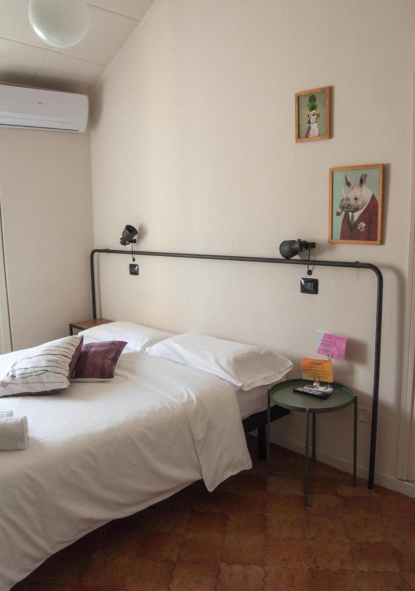 Standard Double Room photo 2