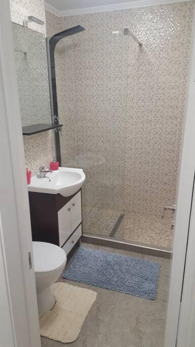 One-Bedroom Apartment - Photo 11