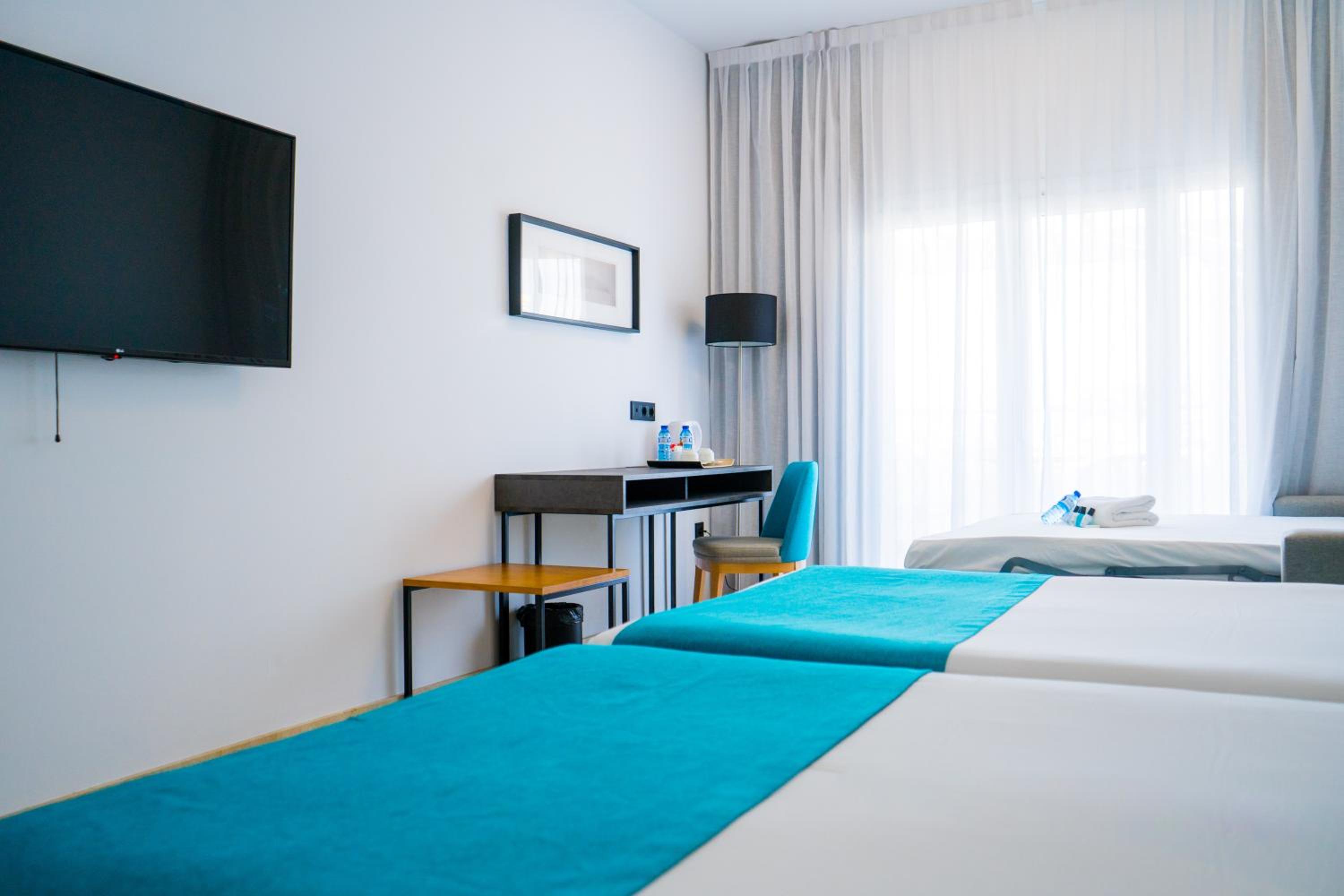 Habitación Doble Premium (3 adultos)