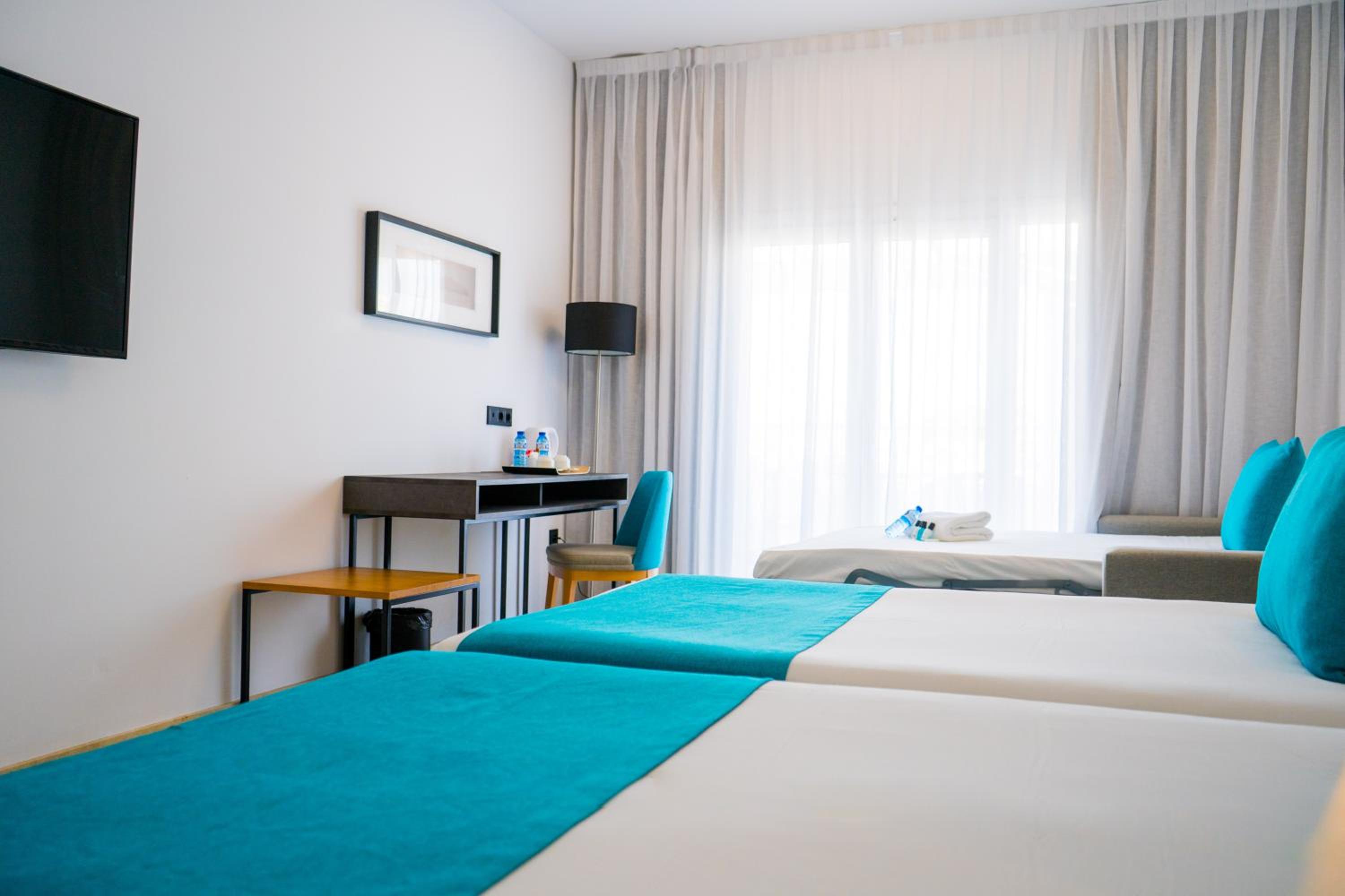 Habitación Doble Premium (2 adultos + 2 niños)