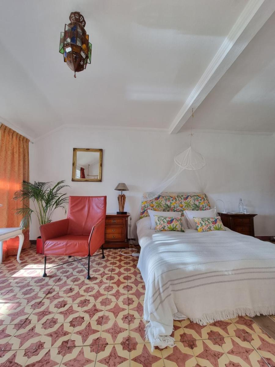 Double Room with Private Bathroom photo 2
