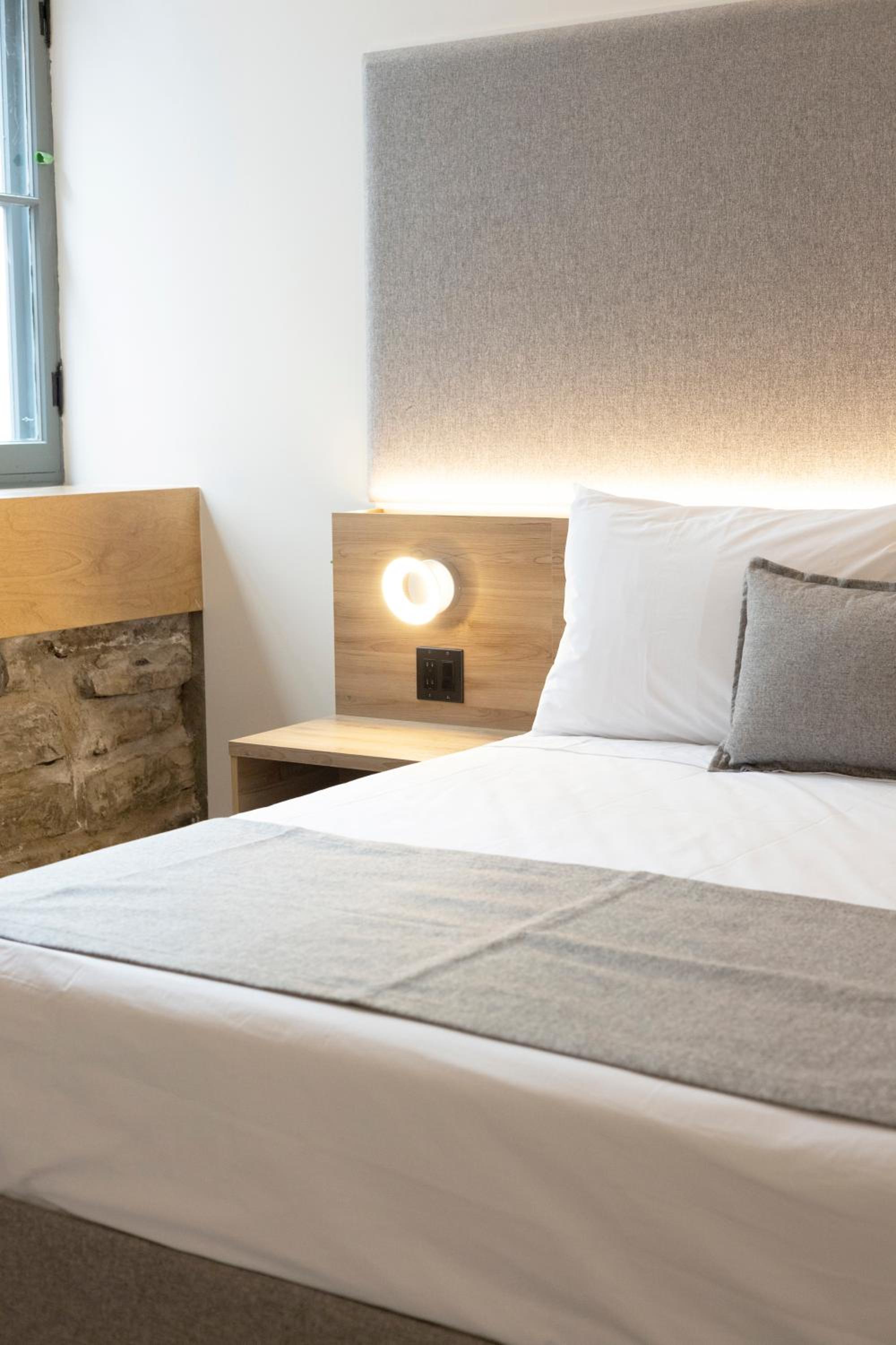 Deluxe Apartment thumbnail 6