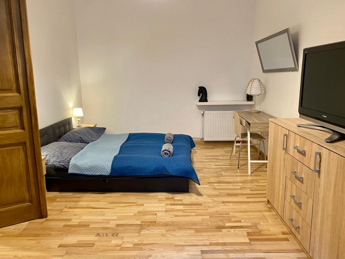 Standard Apartment photo 2