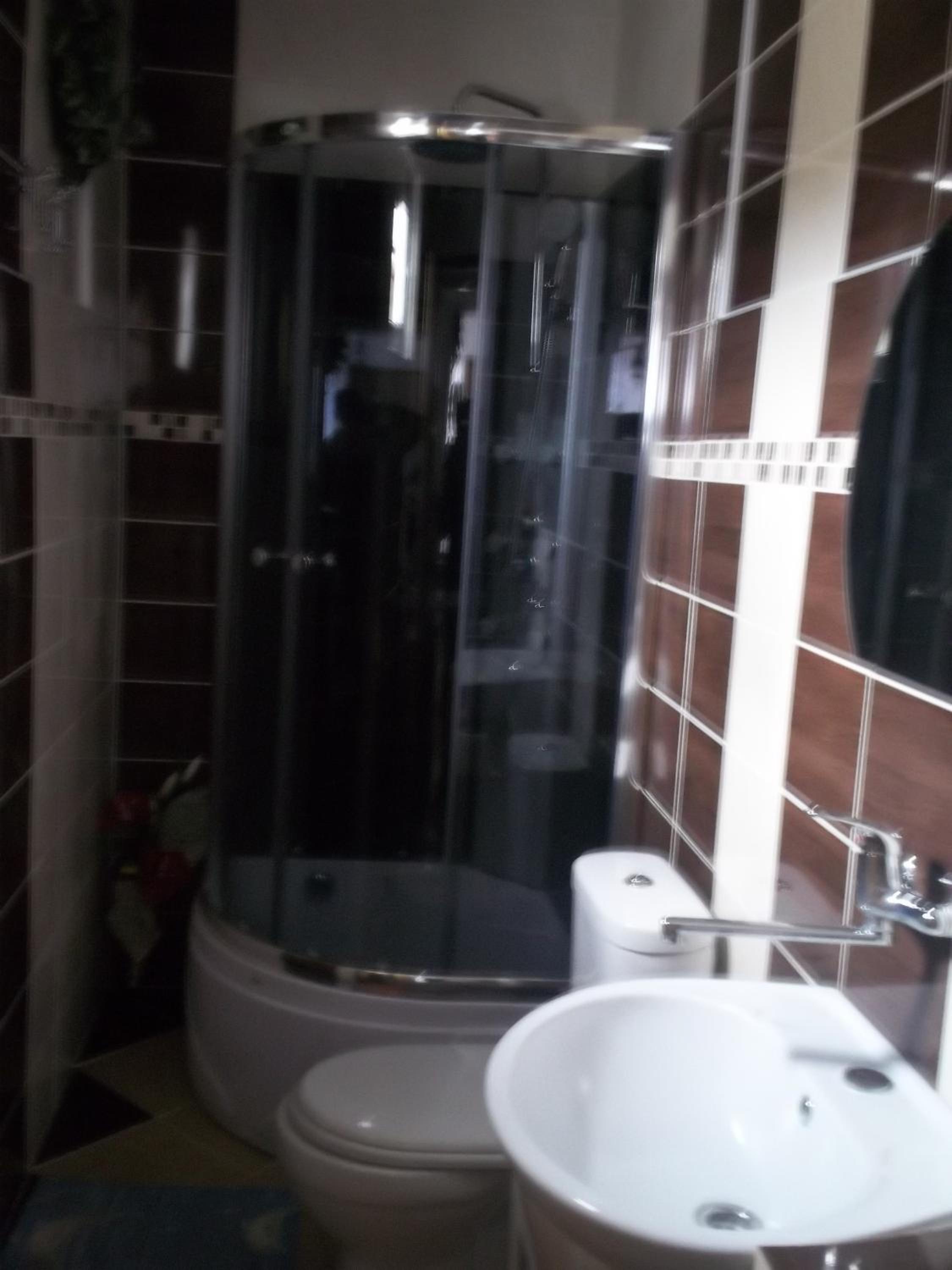 Budget Double Room - Photo 6