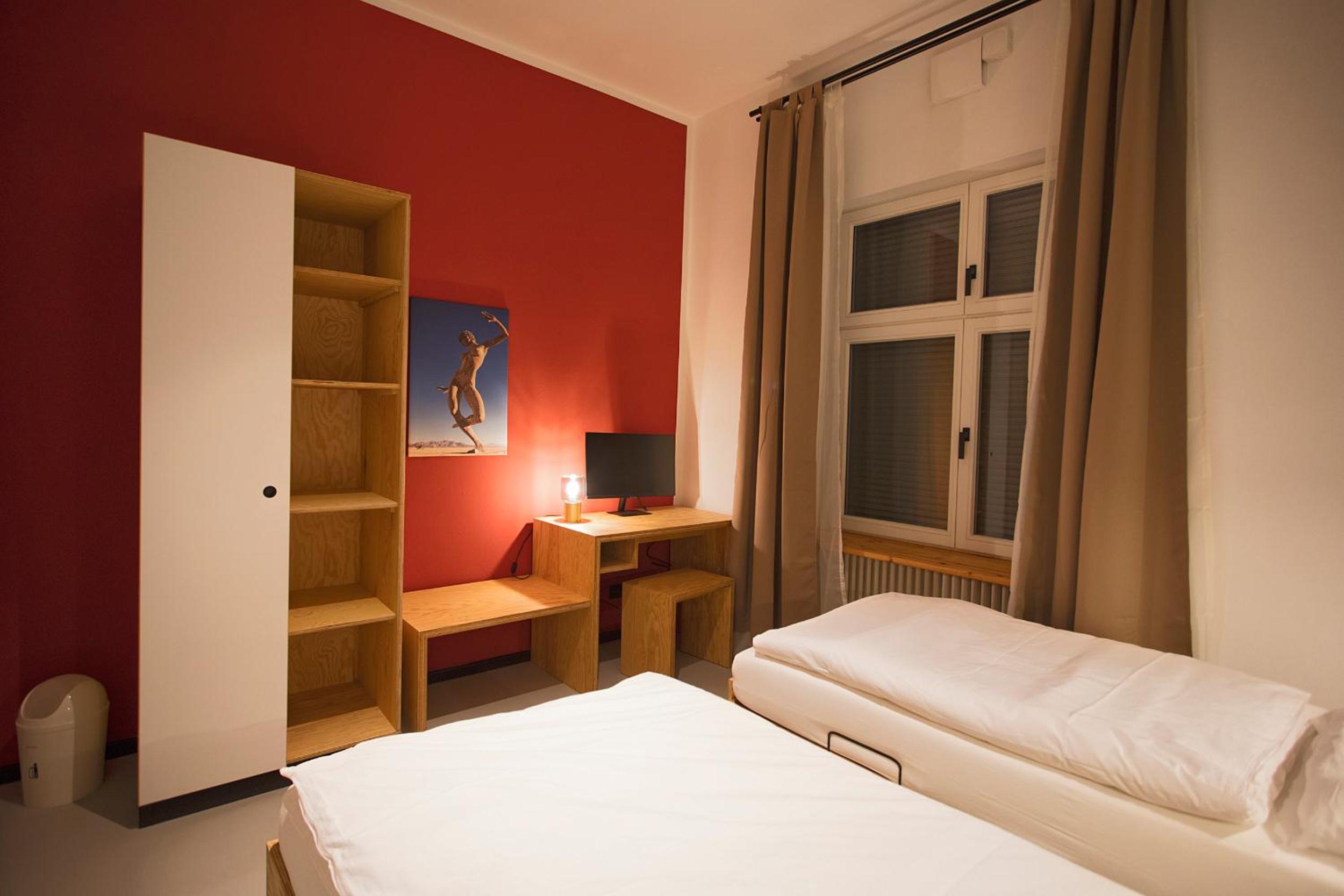 Double or Twin Room with Bathroom photo 2