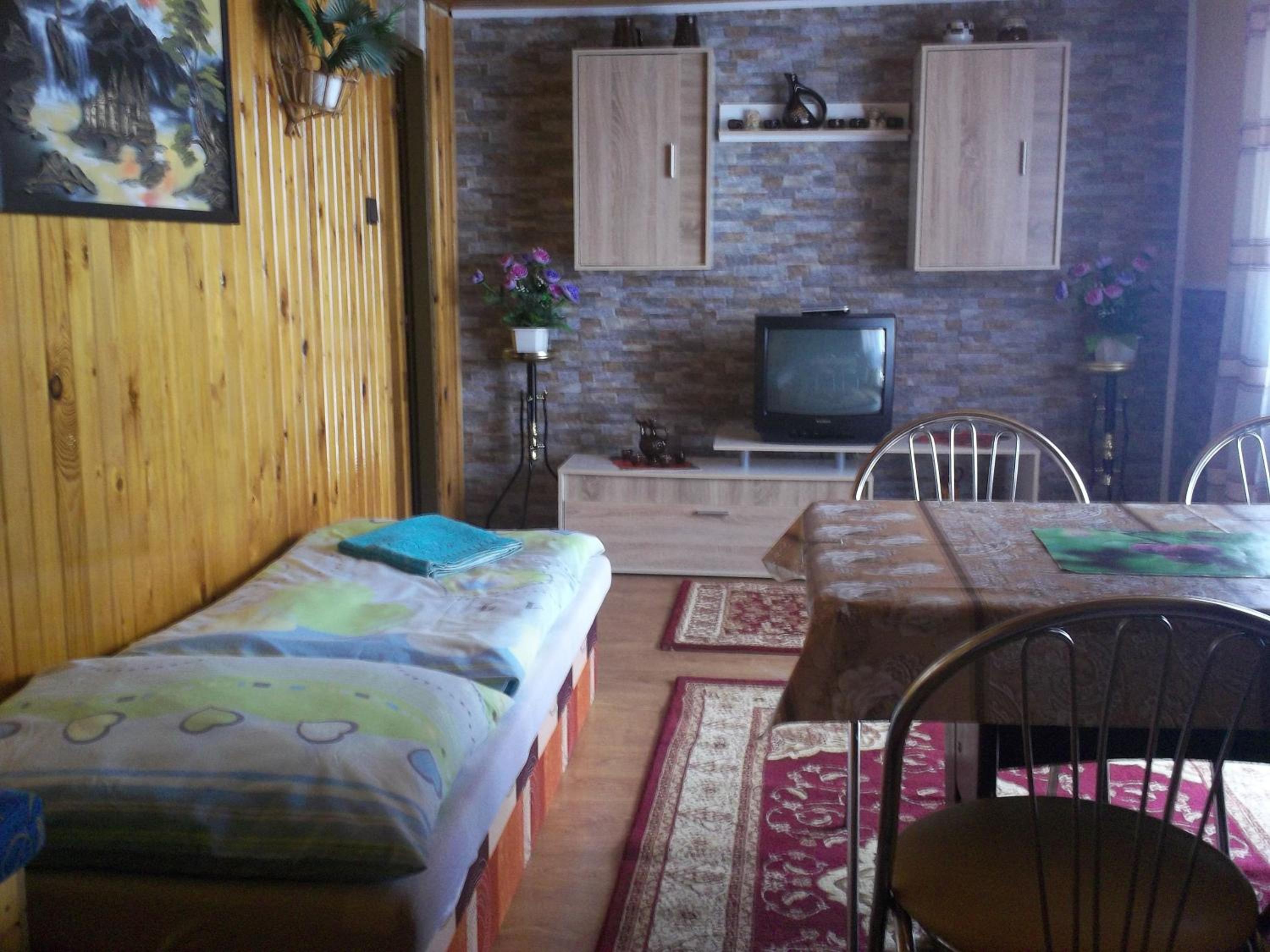 Apartment - Photo 20