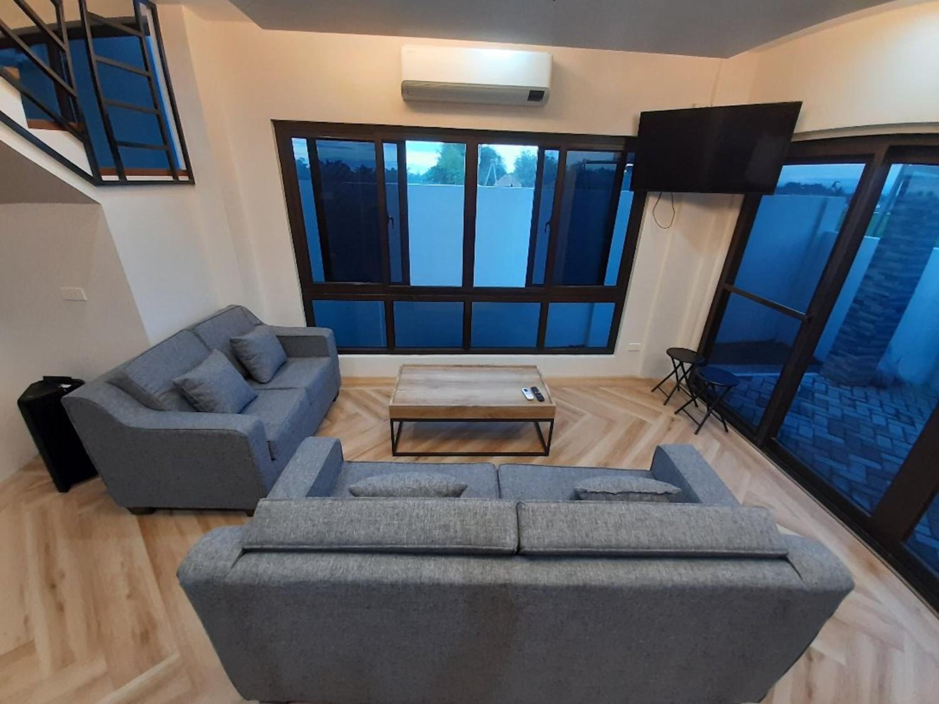 Family Room photo 2