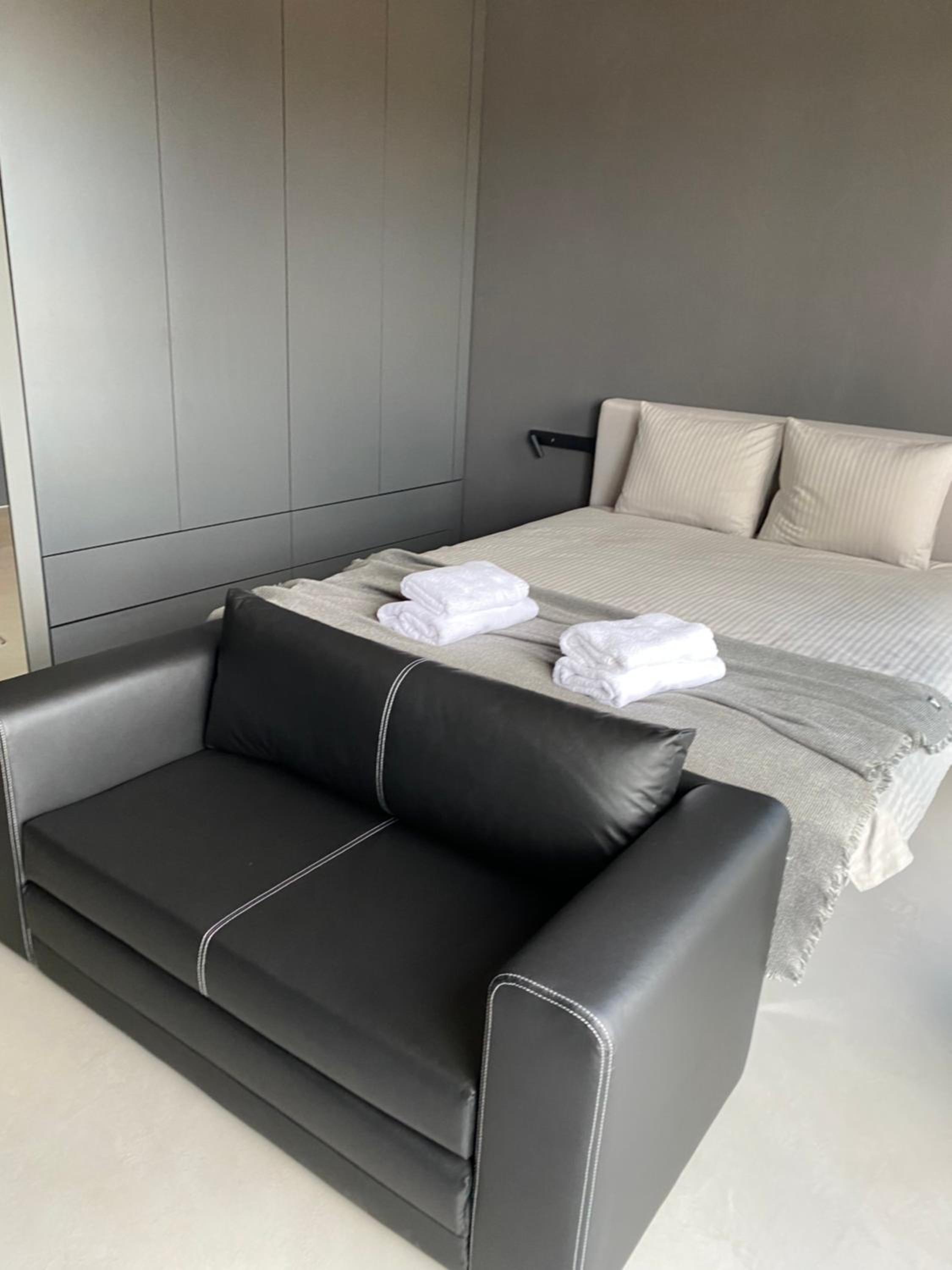 One-Bedroom Apartment - Photo 30