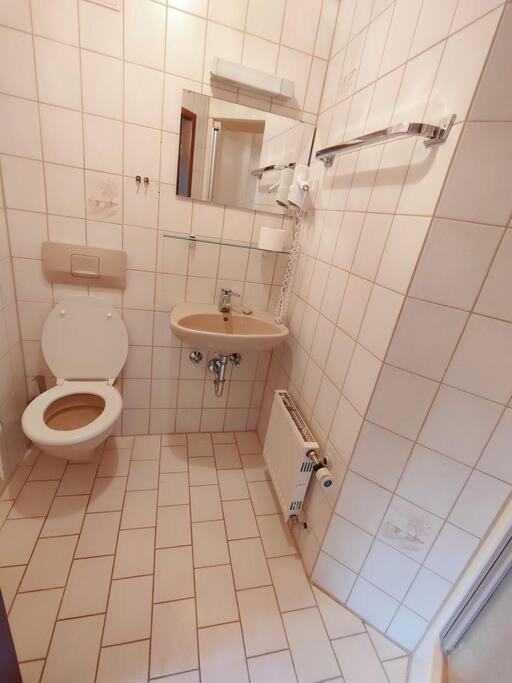 Four-Bedroom House photo 3