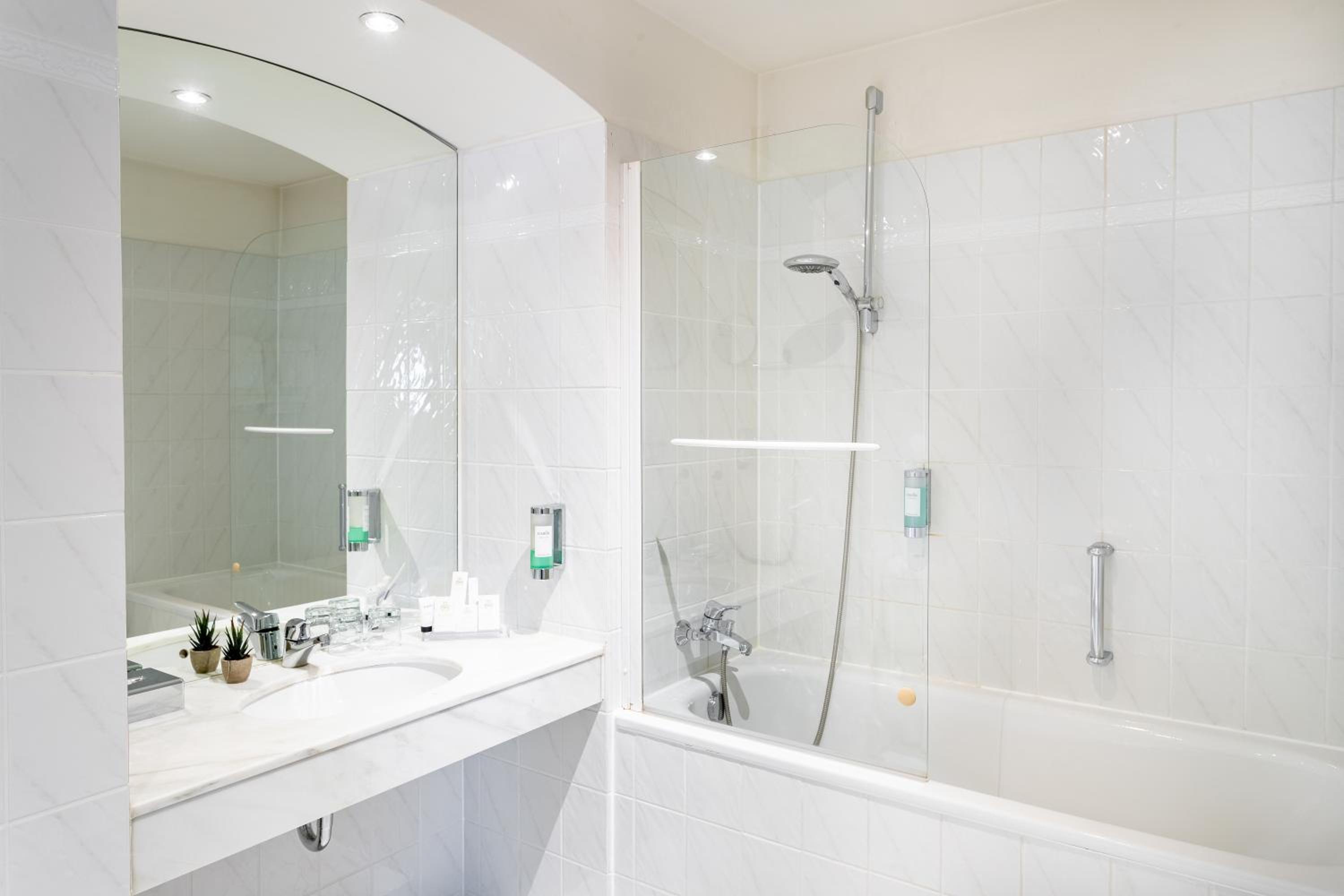 Junior Suite - Photo 8