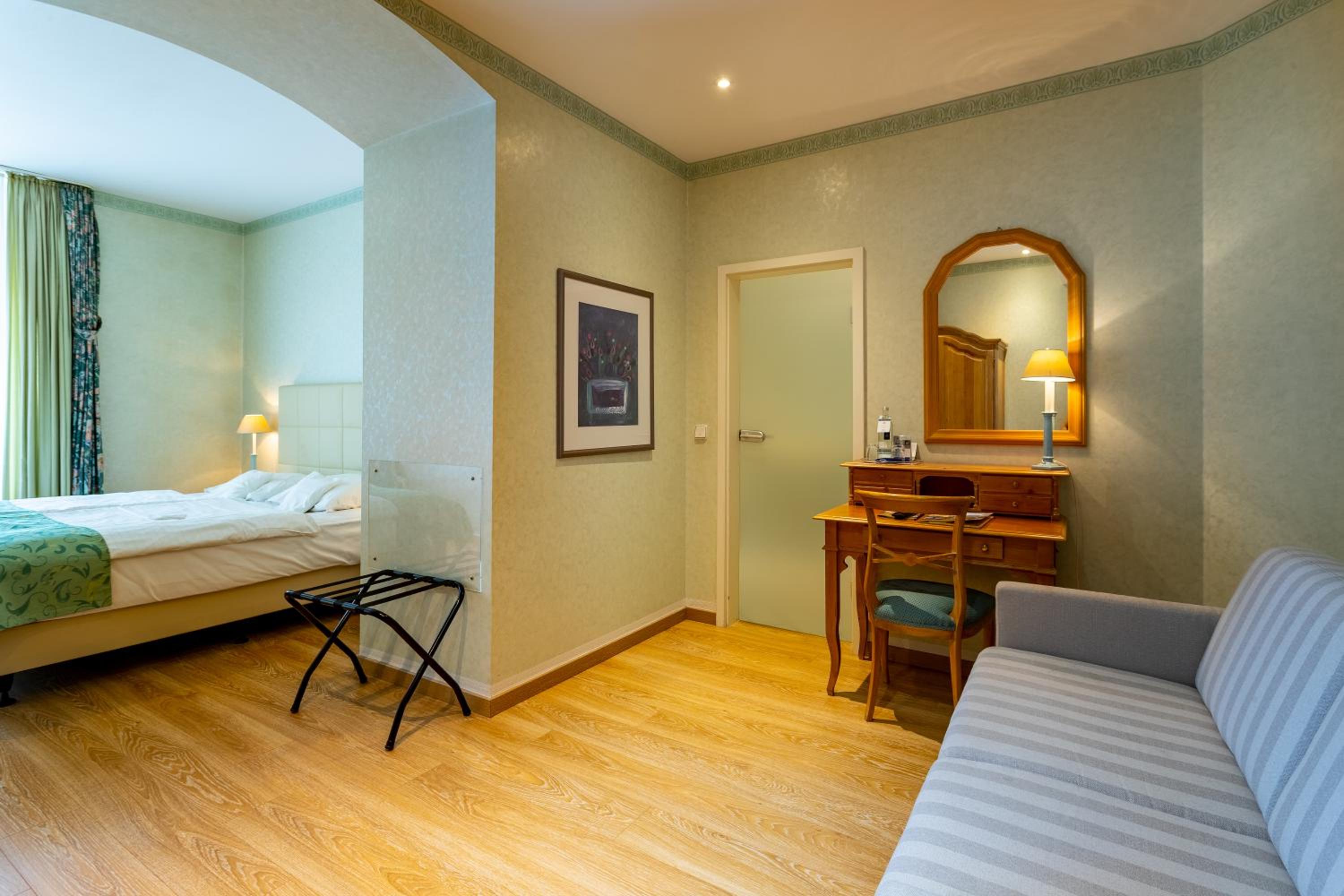 Junior Suite - Photo 9