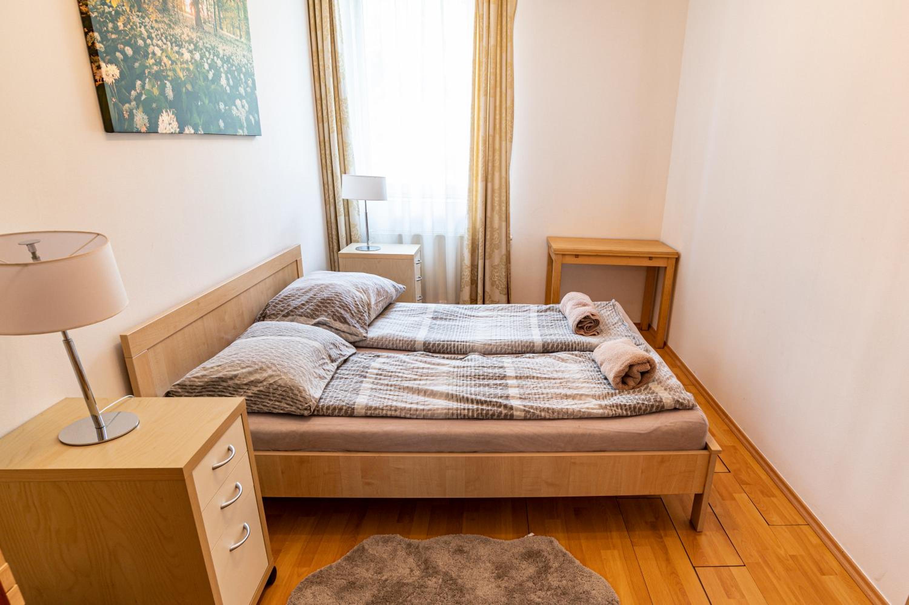 Two-Bedroom Apartment - Photo 5