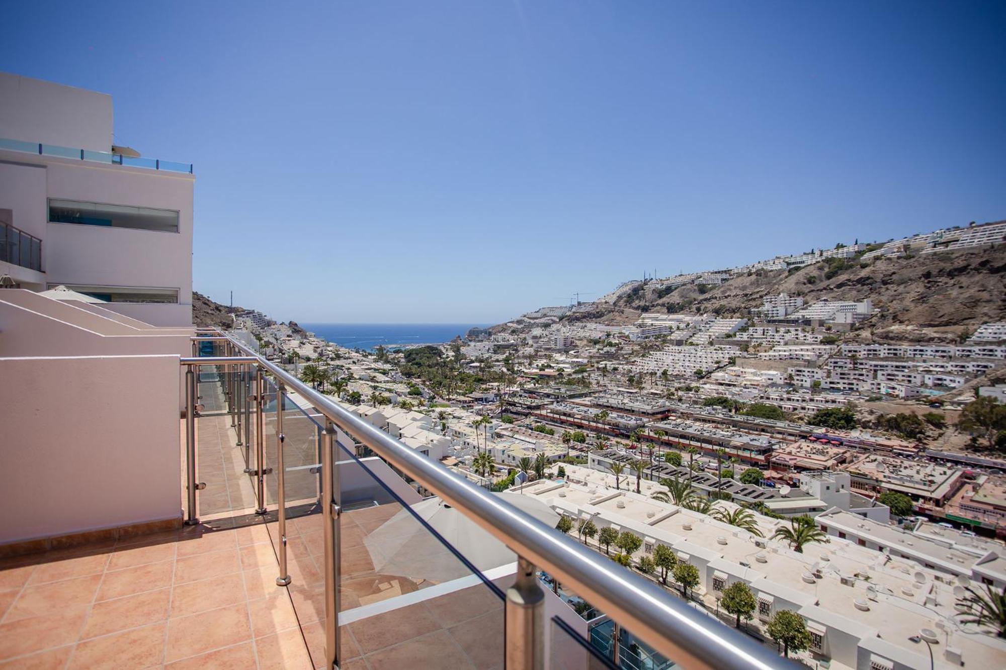 Superior Junior Suite with Large Balcony - High Floor
