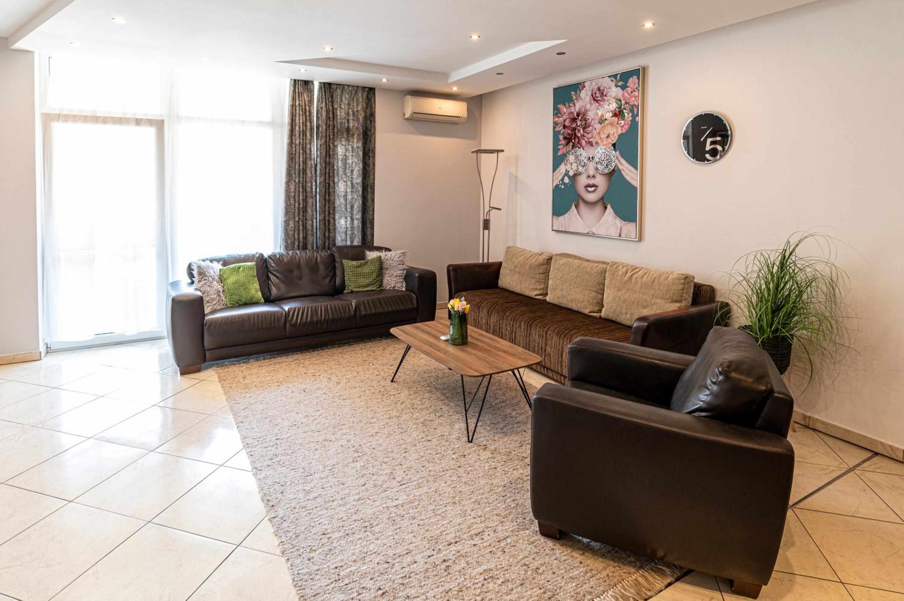Two-Bedroom Apartment - Photo 1