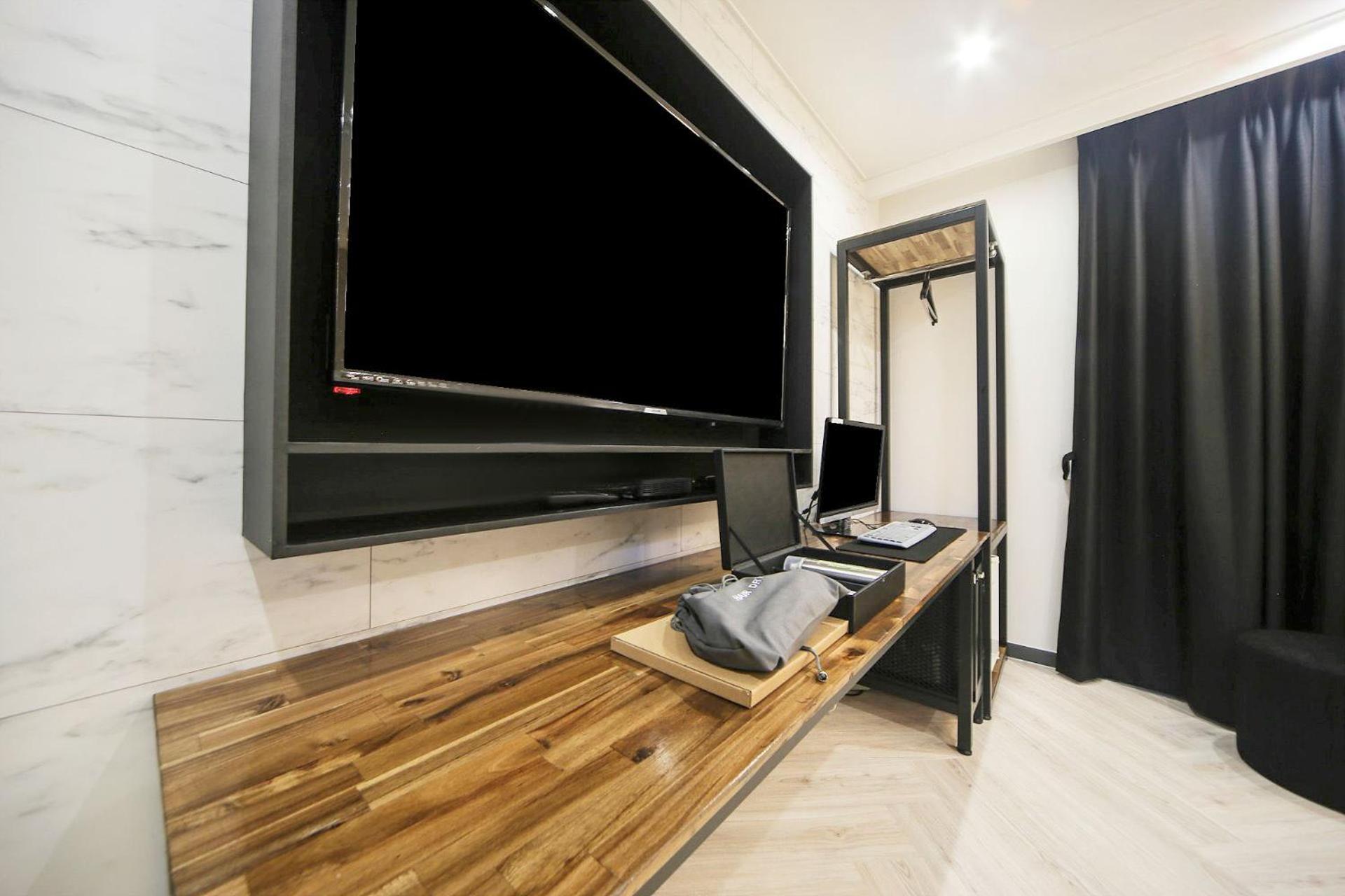 Deluxe Double Room - Photo 8