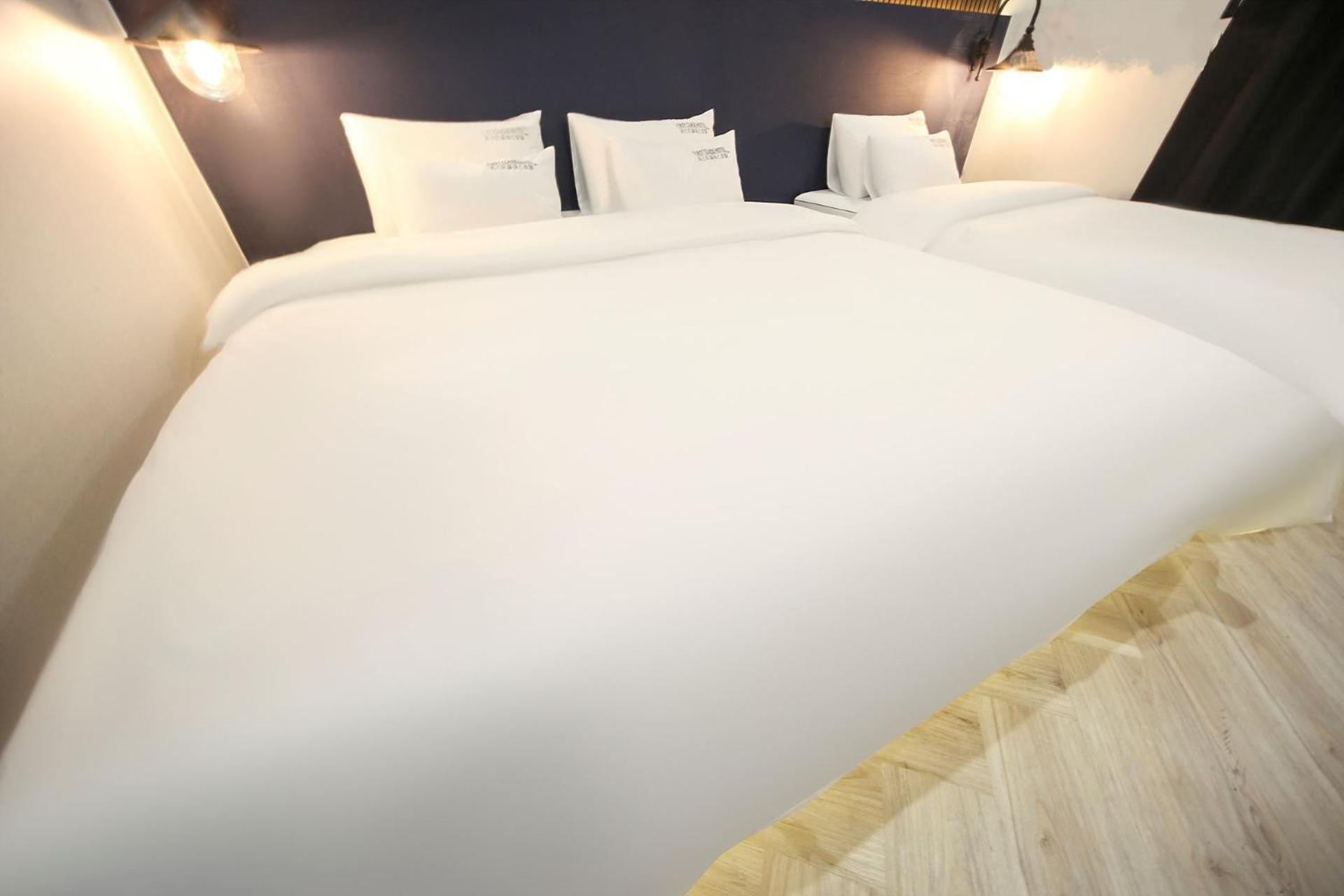 Deluxe Twin Room - Photo 6