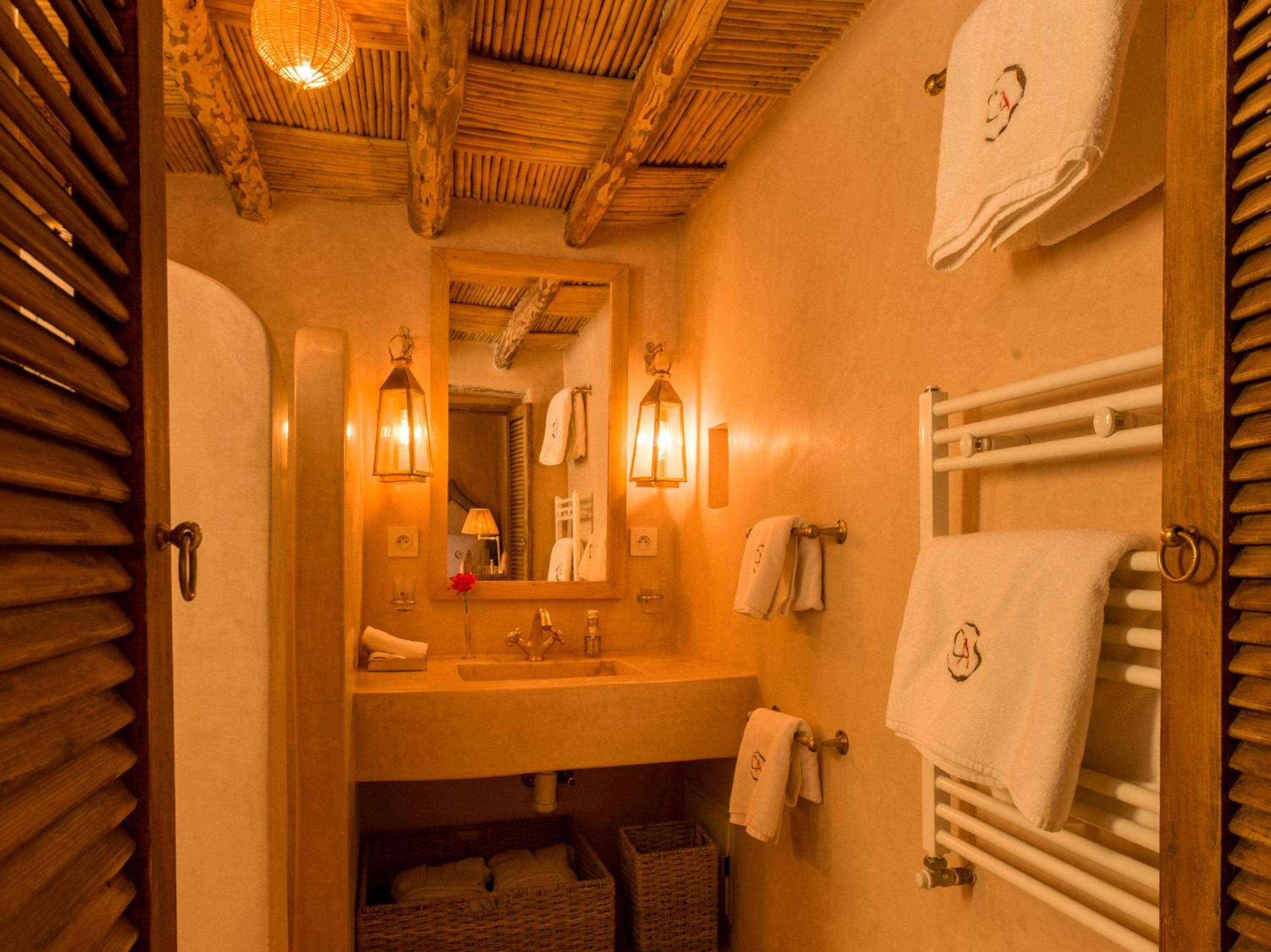 Twin Room - Photo 4
