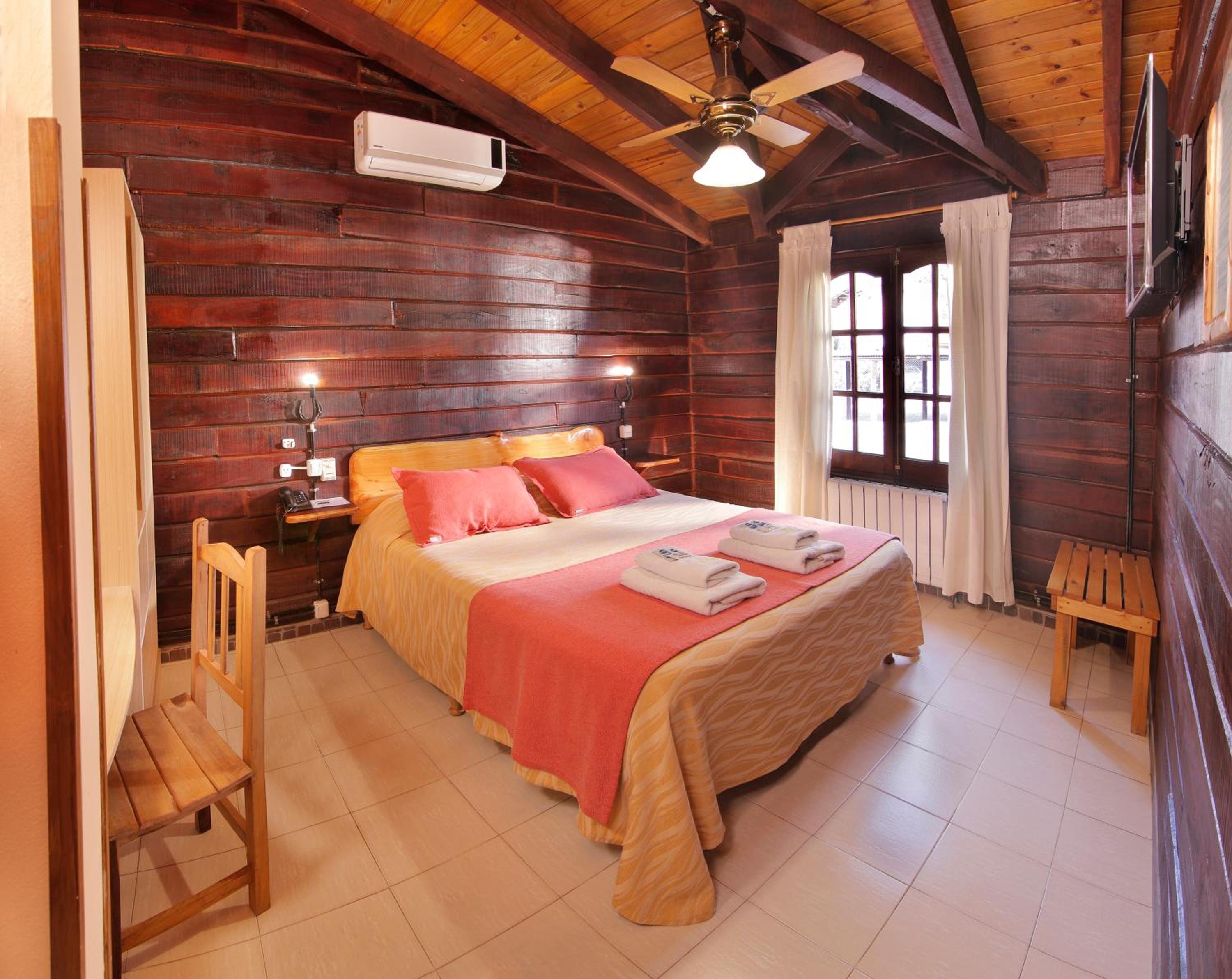 Standard Double Room photo 3