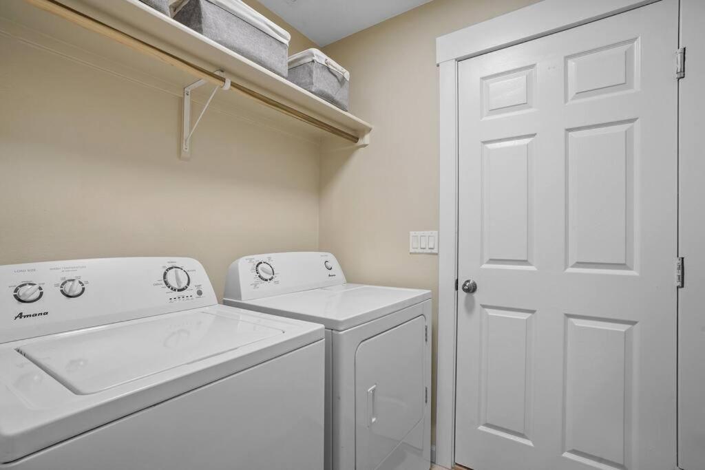 Four-Bedroom House photo 3