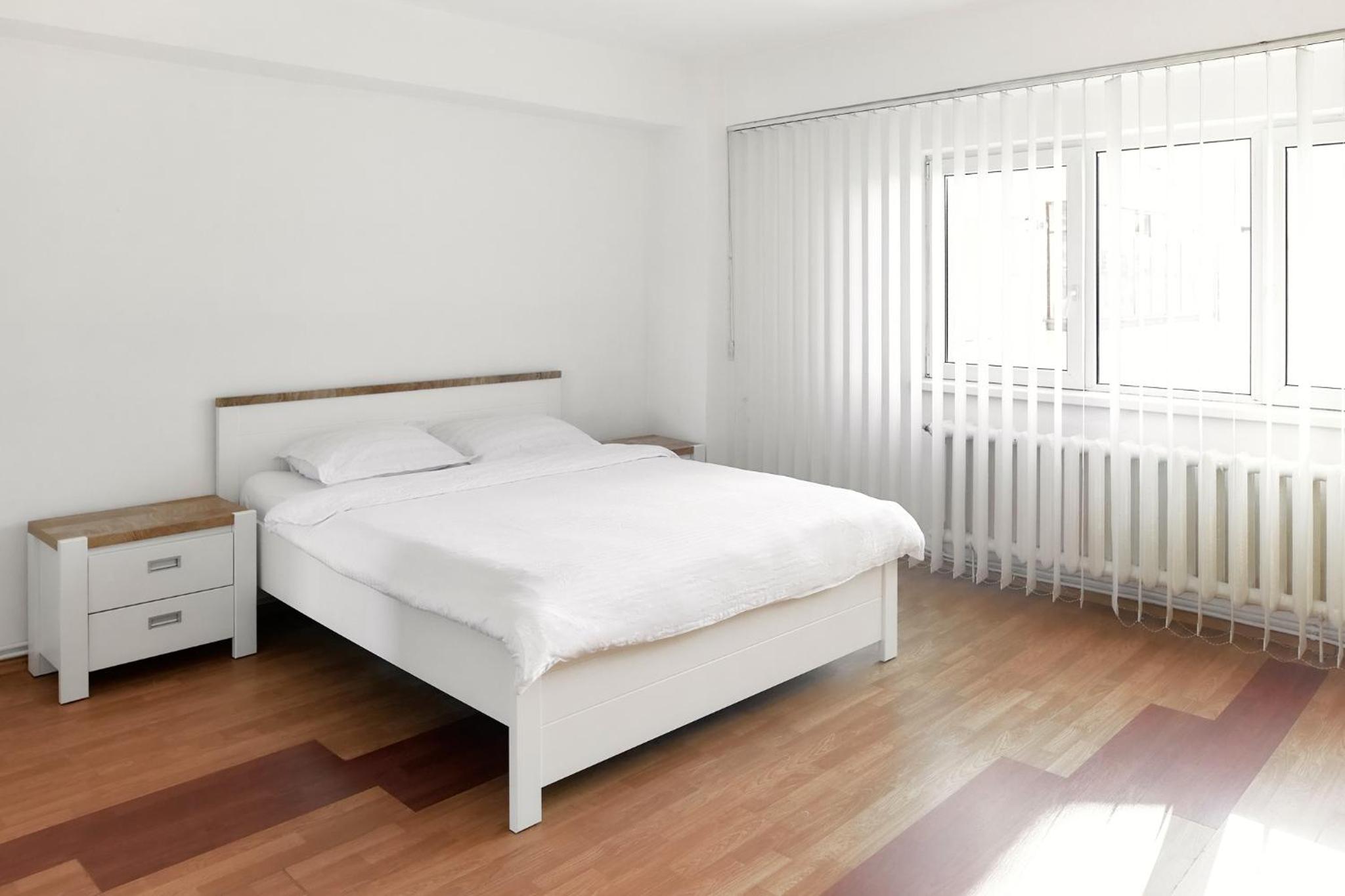 Three-Bedroom Apartment - Photo 19